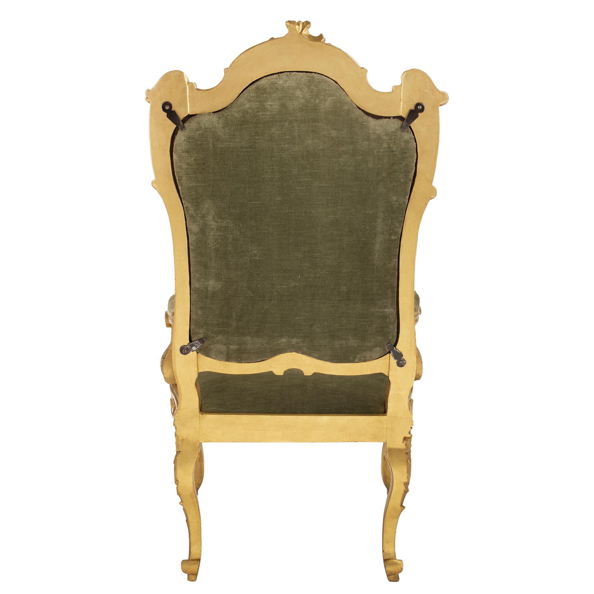Pair of Roman 18th Century Louis XV Period Giltwood Throne Armchairs In Good Condition For Sale In West Palm Beach, FL