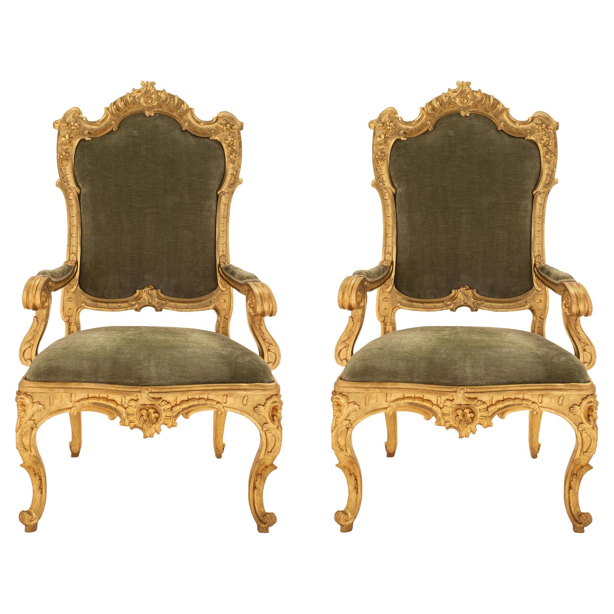 Pair of Roman 18th Century Louis XV Period Giltwood Throne Armchairs For Sale