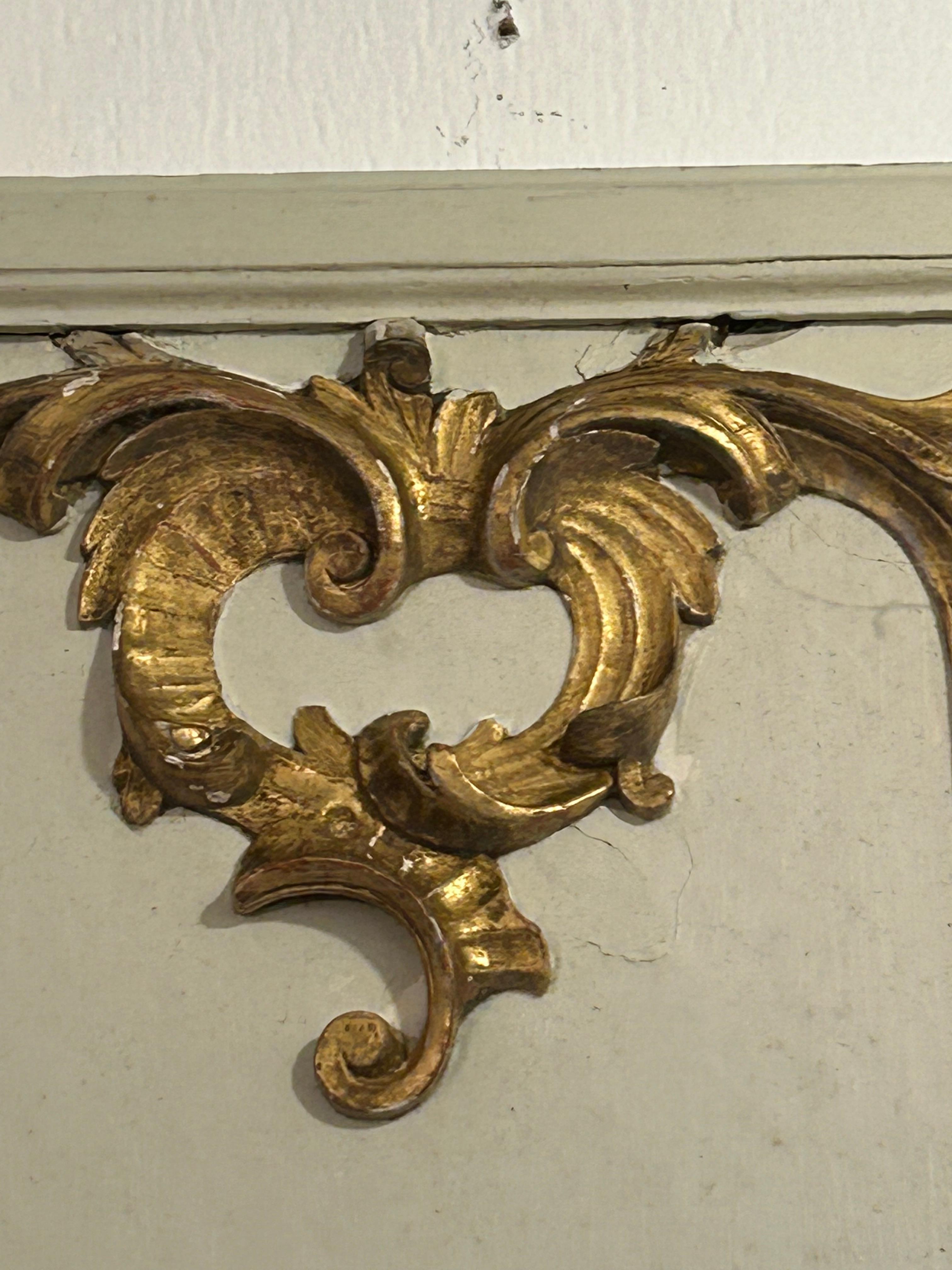 Par de Paneles de Chateau Franceses Románticos Rococo Ornamentados en venta 1