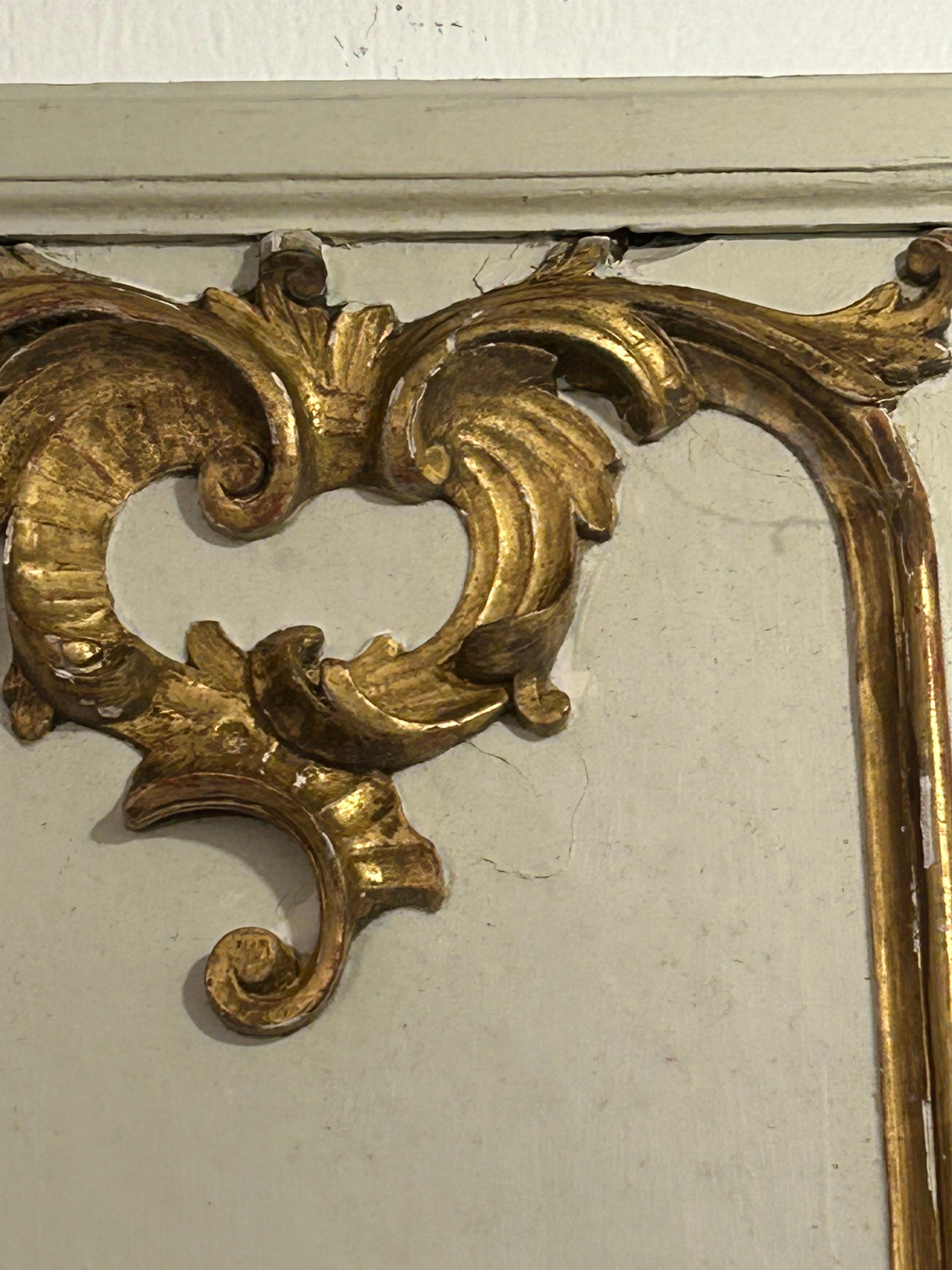 Par de Paneles de Chateau Franceses Románticos Rococo Ornamentados en venta 2