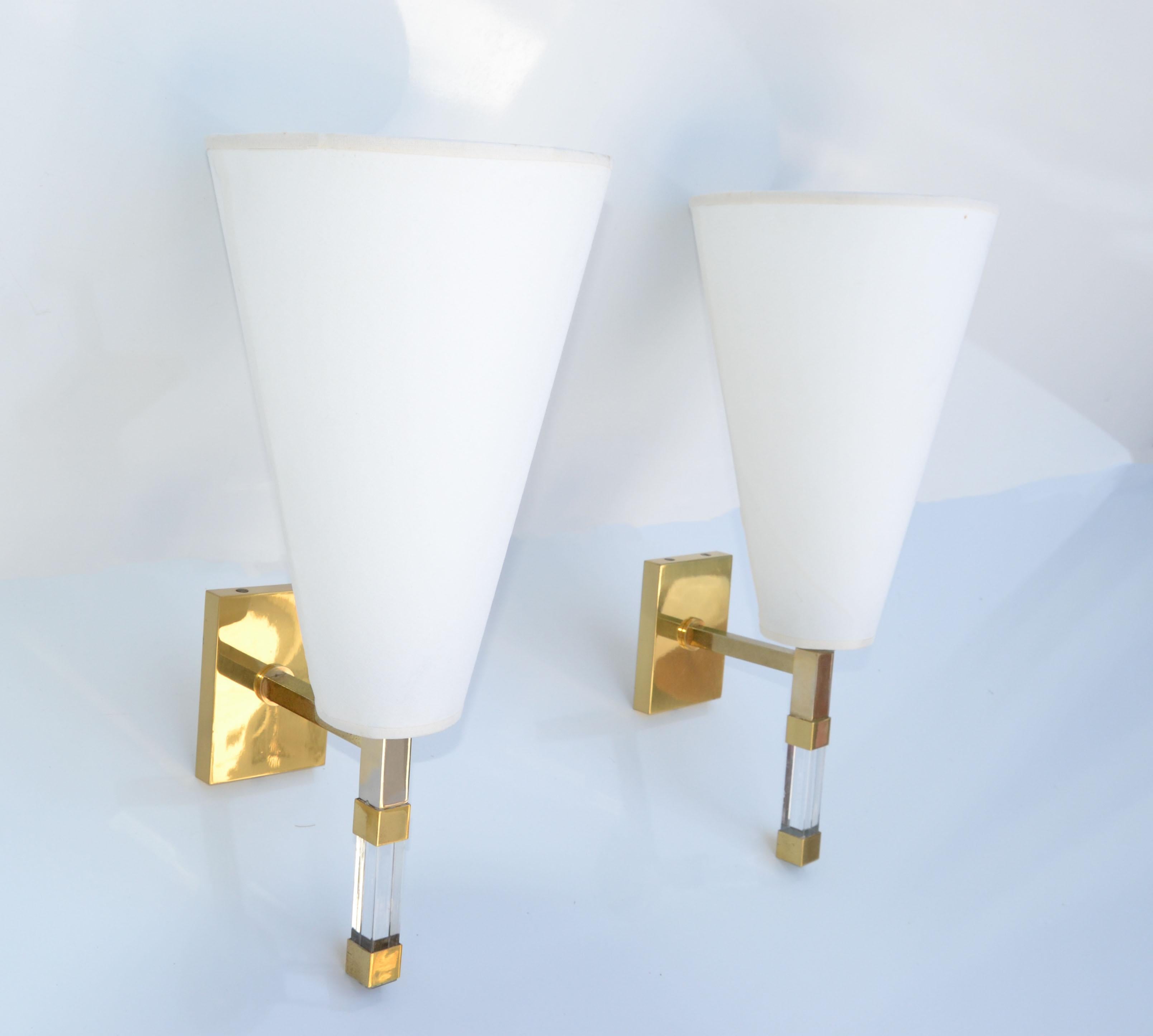 Pair of Romeo Rega Lucite & Brass Sconces French Mid-Century Modern Cone Shades For Sale 11