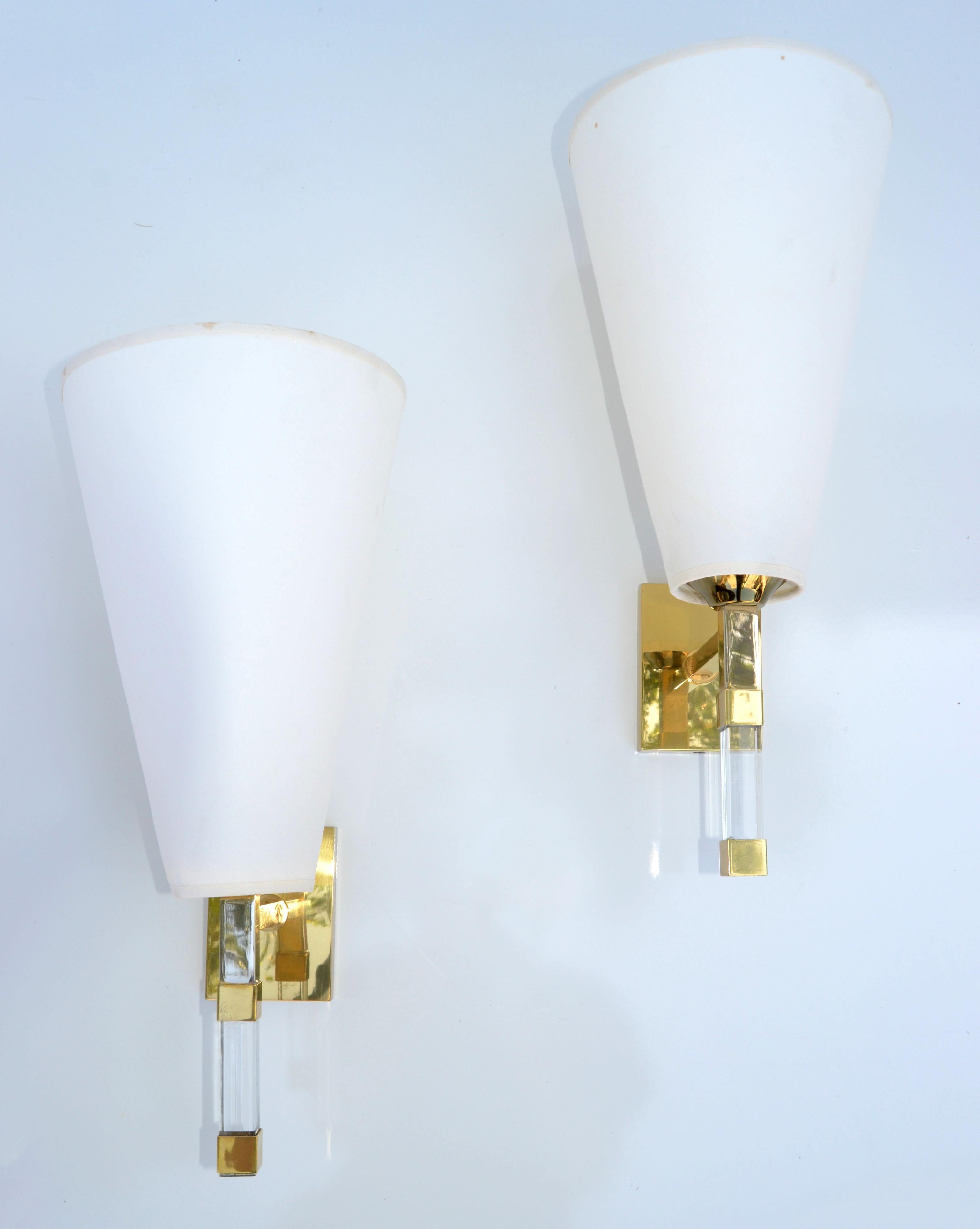 Pair of Romeo Rega Lucite & Brass Sconces French Mid-Century Modern Cone Shades In Good Condition For Sale In Miami, FL