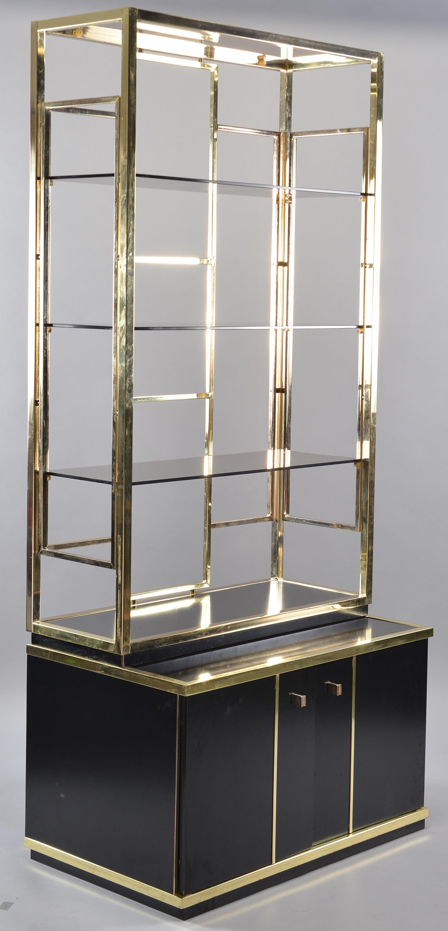 Pair of Romeo Rega Style Brass and Black Enamel Shelf Cabinets (Moderne der Mitte des Jahrhunderts)