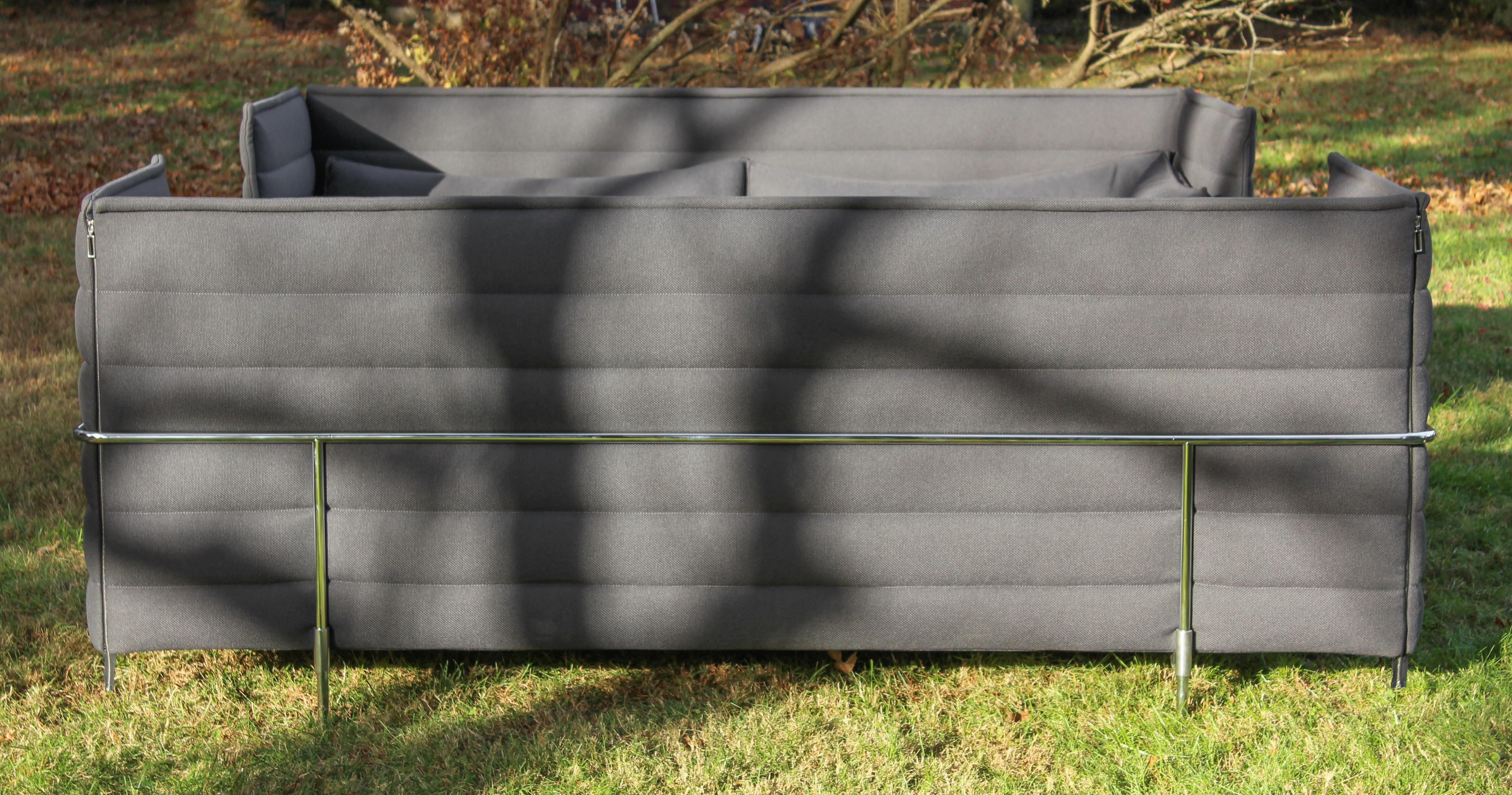 Pair of Ronan & Erwan Bouroullec for Vitra 3-Seat Alcove Sofa in Volo Mid-Grey For Sale 4