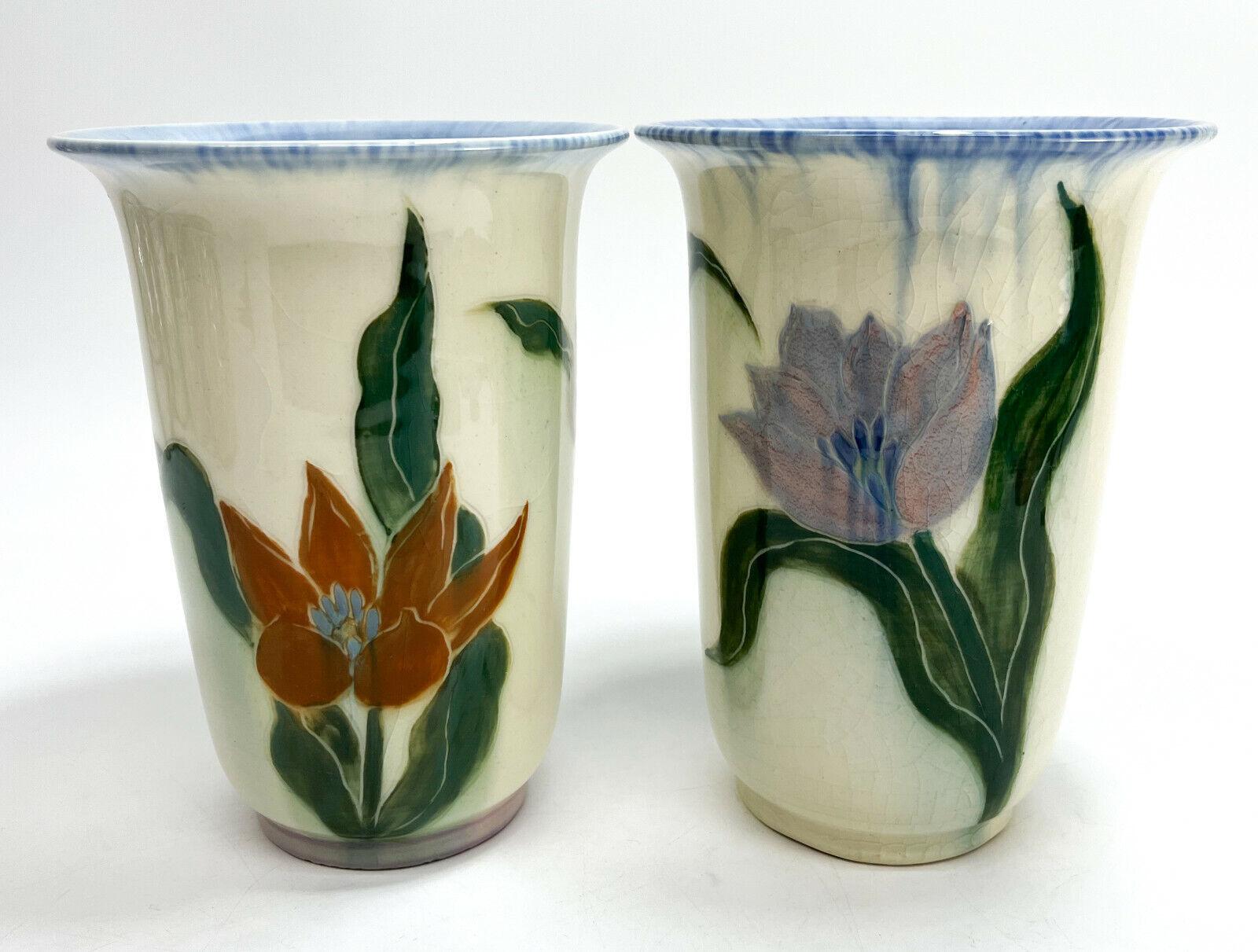 Pair of Rookwood Pottery Vases by E.T. Hurley #6806, Hand Painted Tulips, 1943 In Good Condition For Sale In Gardena, CA