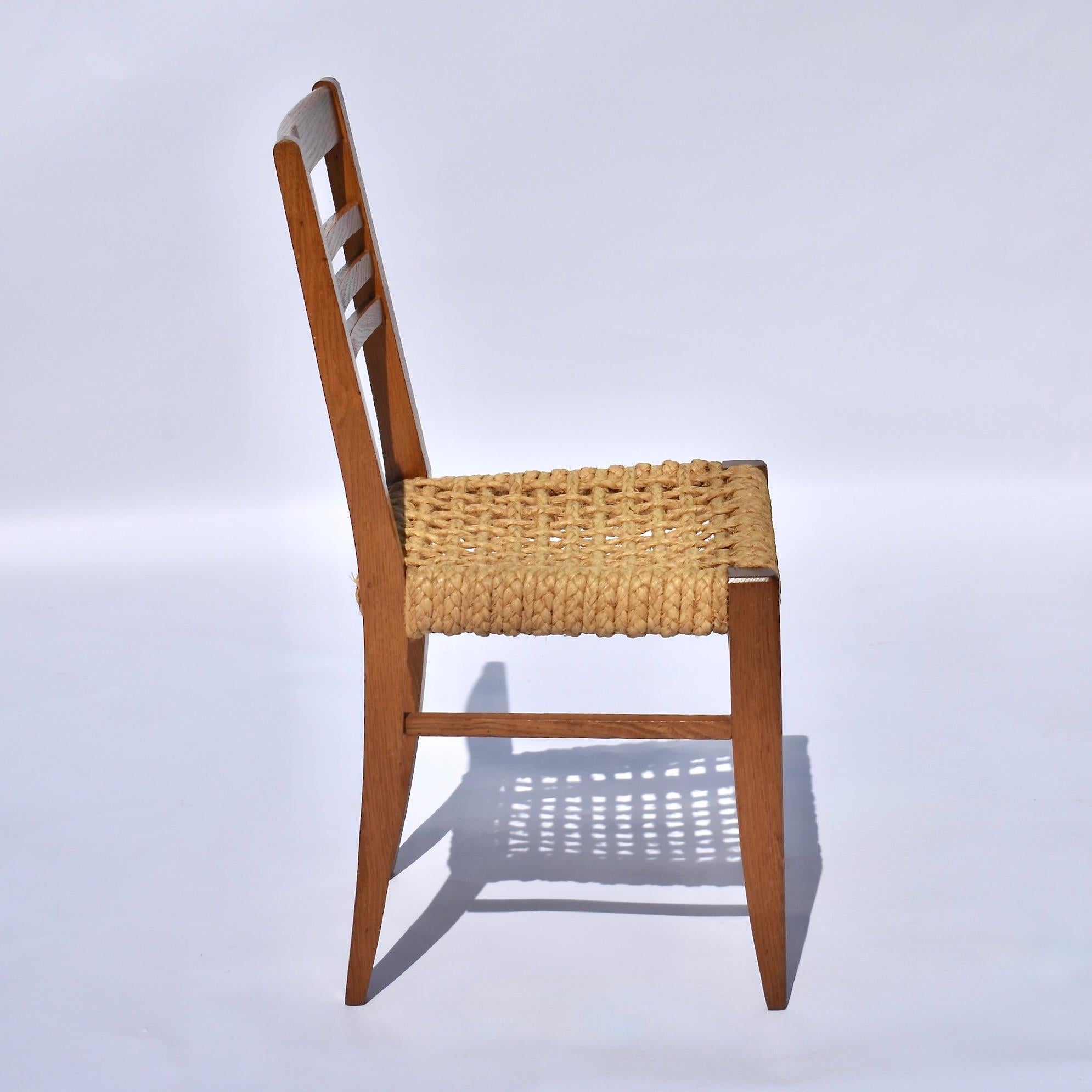 Milieu du XXe siècle Paire de chaises en corde et Wood Wood par Frida Minet et Adrien Audoux pour Vibo Vesoul en vente