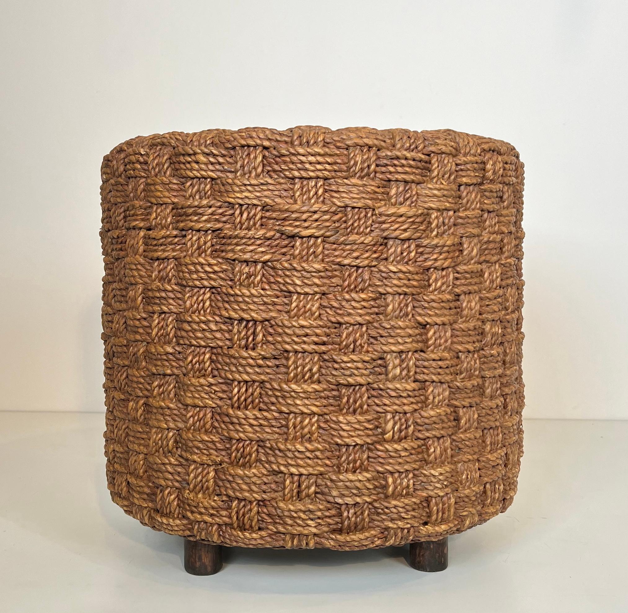 Paire de tabourets en corde à pieds ronds en bois dans le style d'Audoux-Minet Bon état - En vente à Marcq-en-Barœul, Hauts-de-France