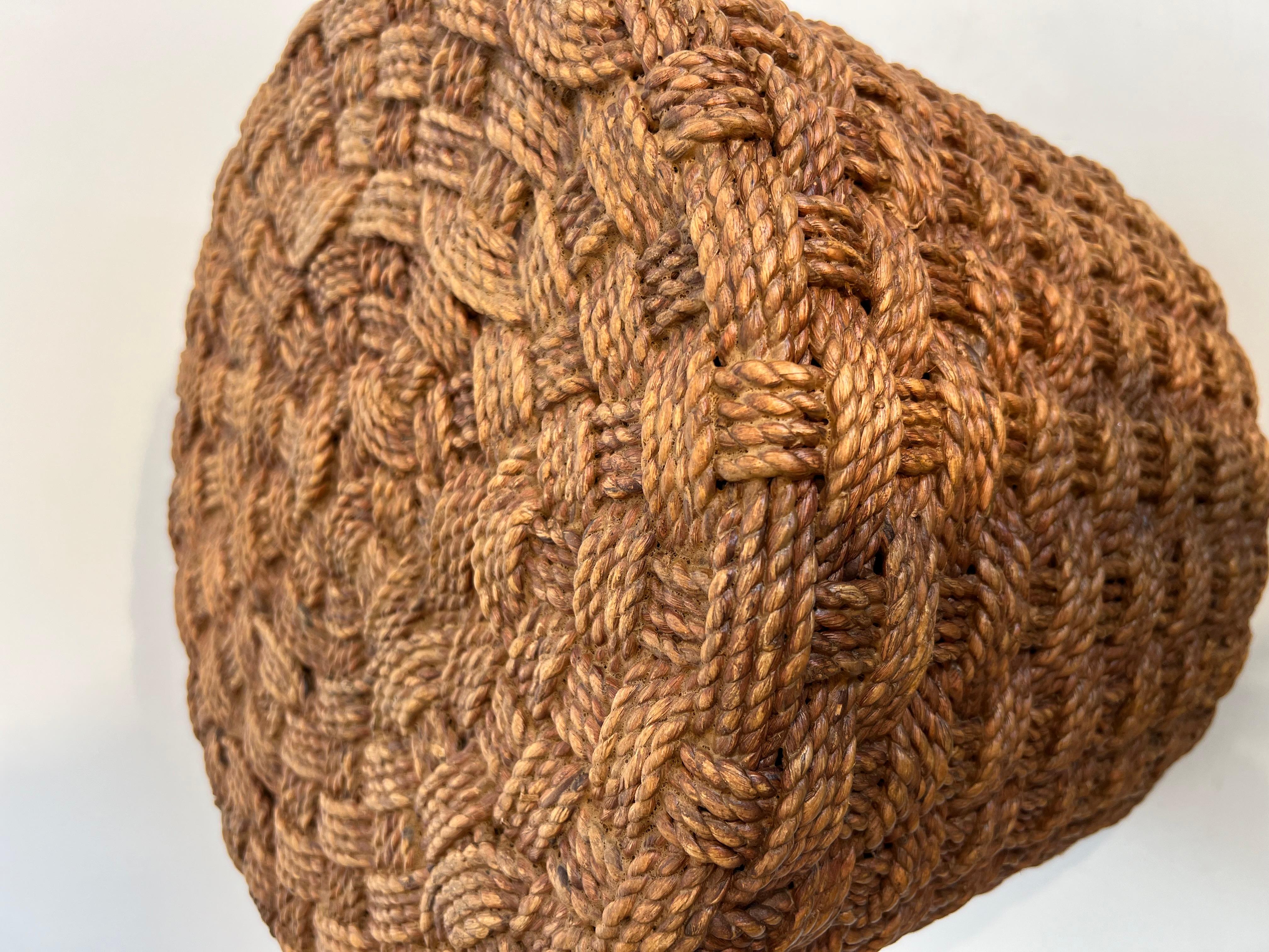 Paire de tabourets en corde à pieds ronds en bois dans le style d'Audoux-Minet en vente 1