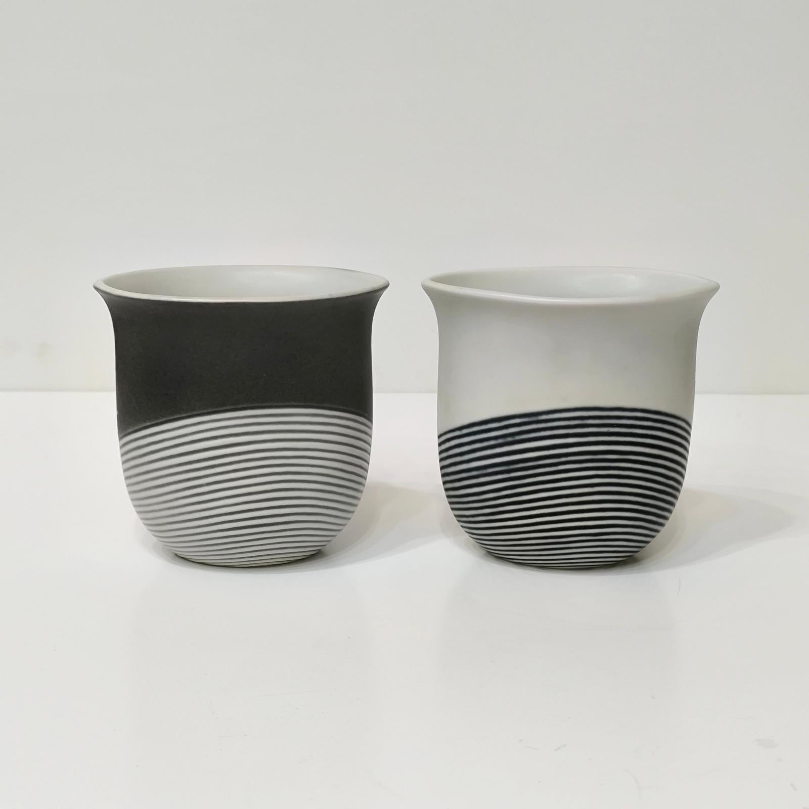 Coppia di vasi in ceramica IPE di Rorstrand, design di Inger Persson, anni '60 In condizioni buone in vendita a Bochum, NRW