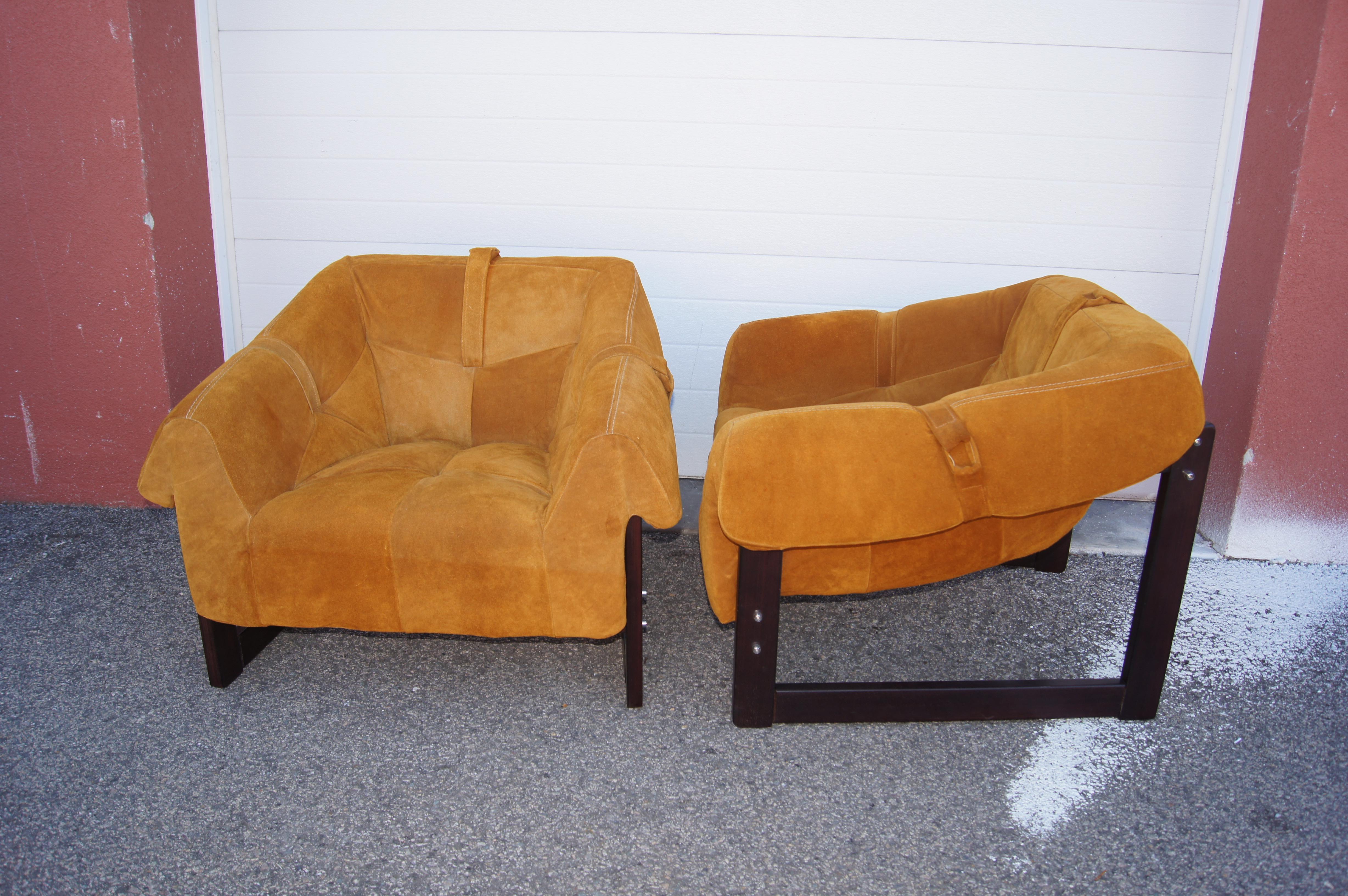 Pair of Rosewood and Suede MP-091 Lounge Chairs by Percival Lafer 4