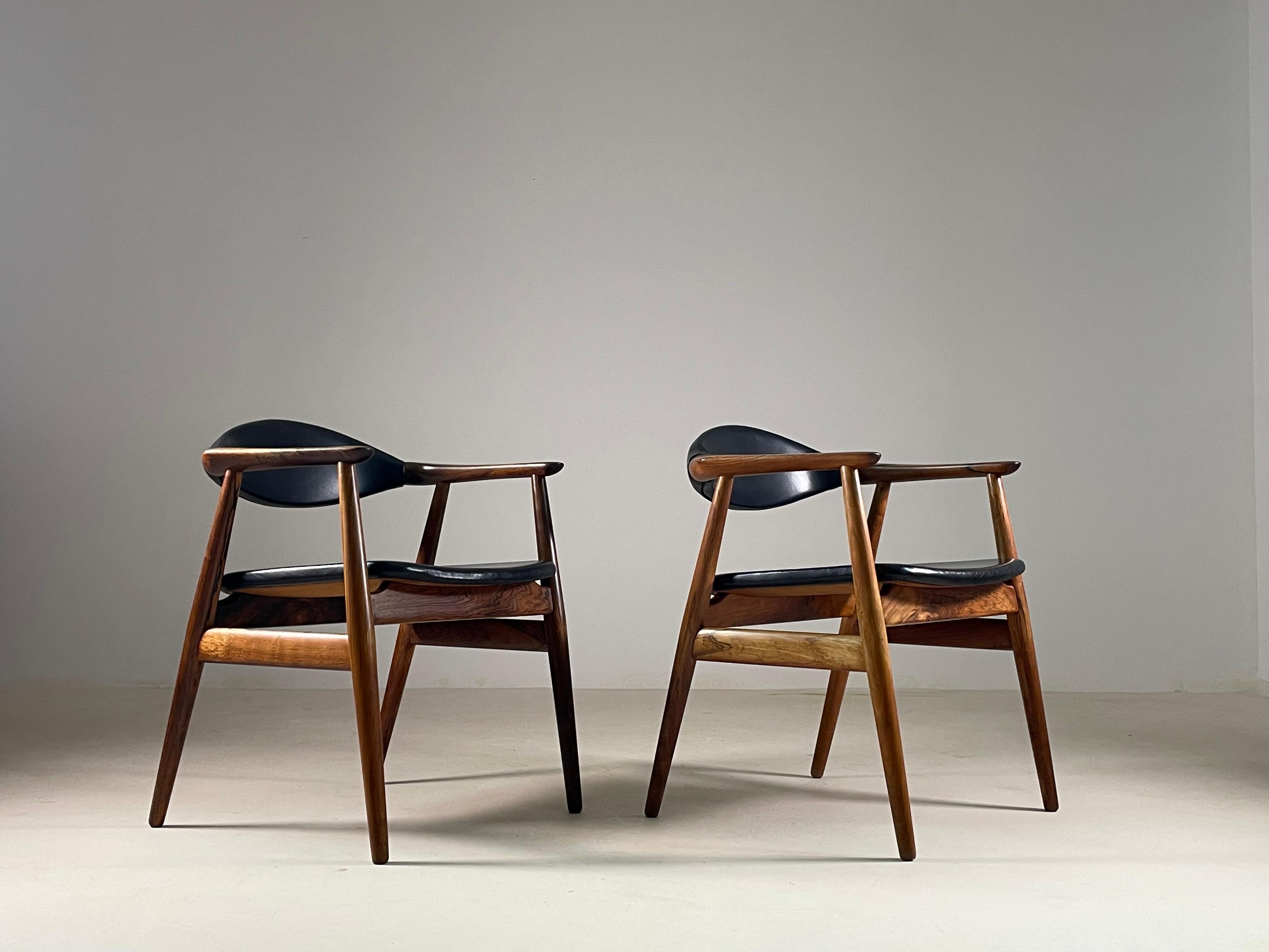 Pair of rosewood armchairs by Erik Kirkegaard for Glostrup, Denmark For Sale 7