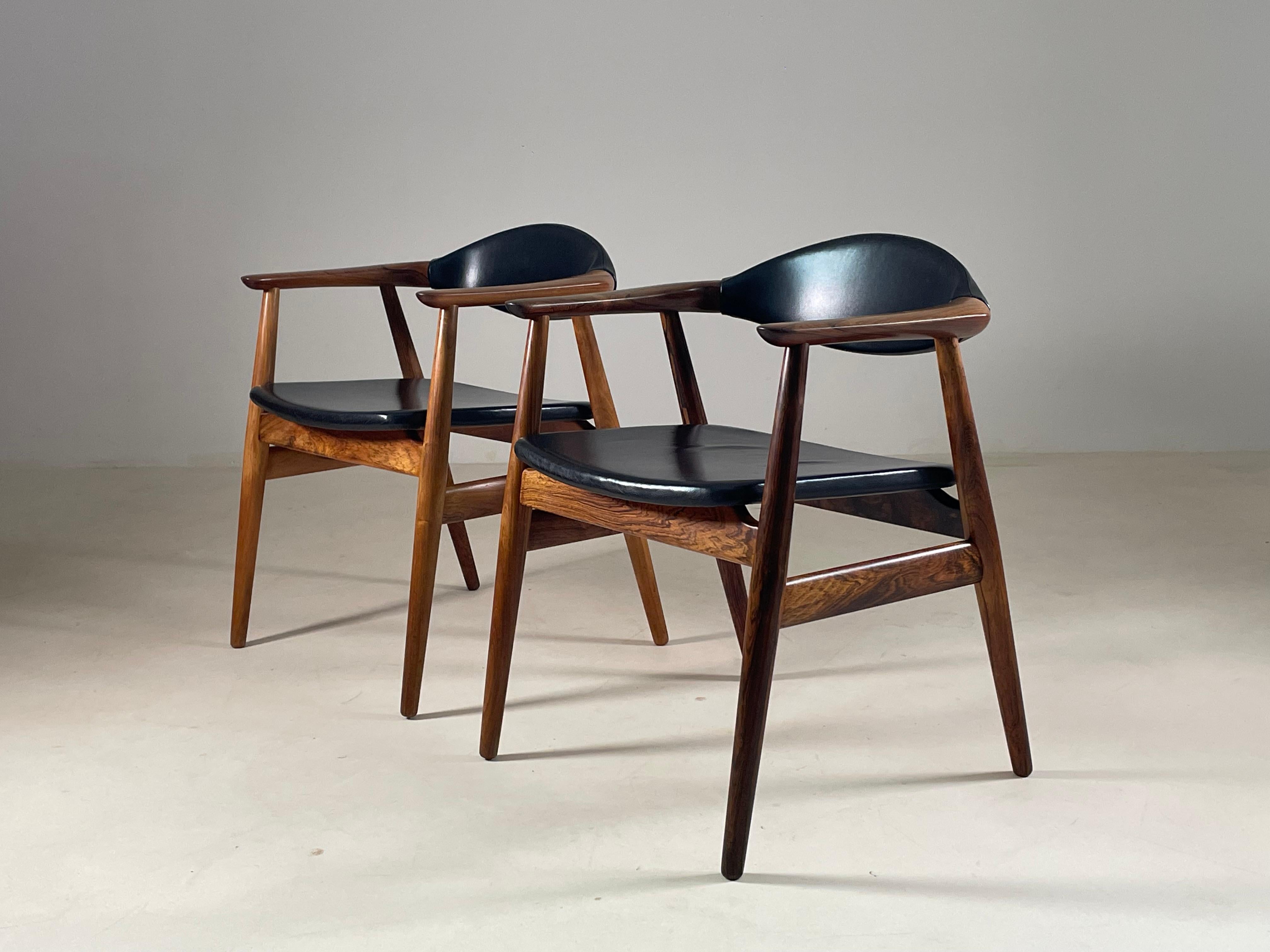Pair of rosewood armchairs by Erik Kirkegaard for Glostrup, Denmark For Sale 11