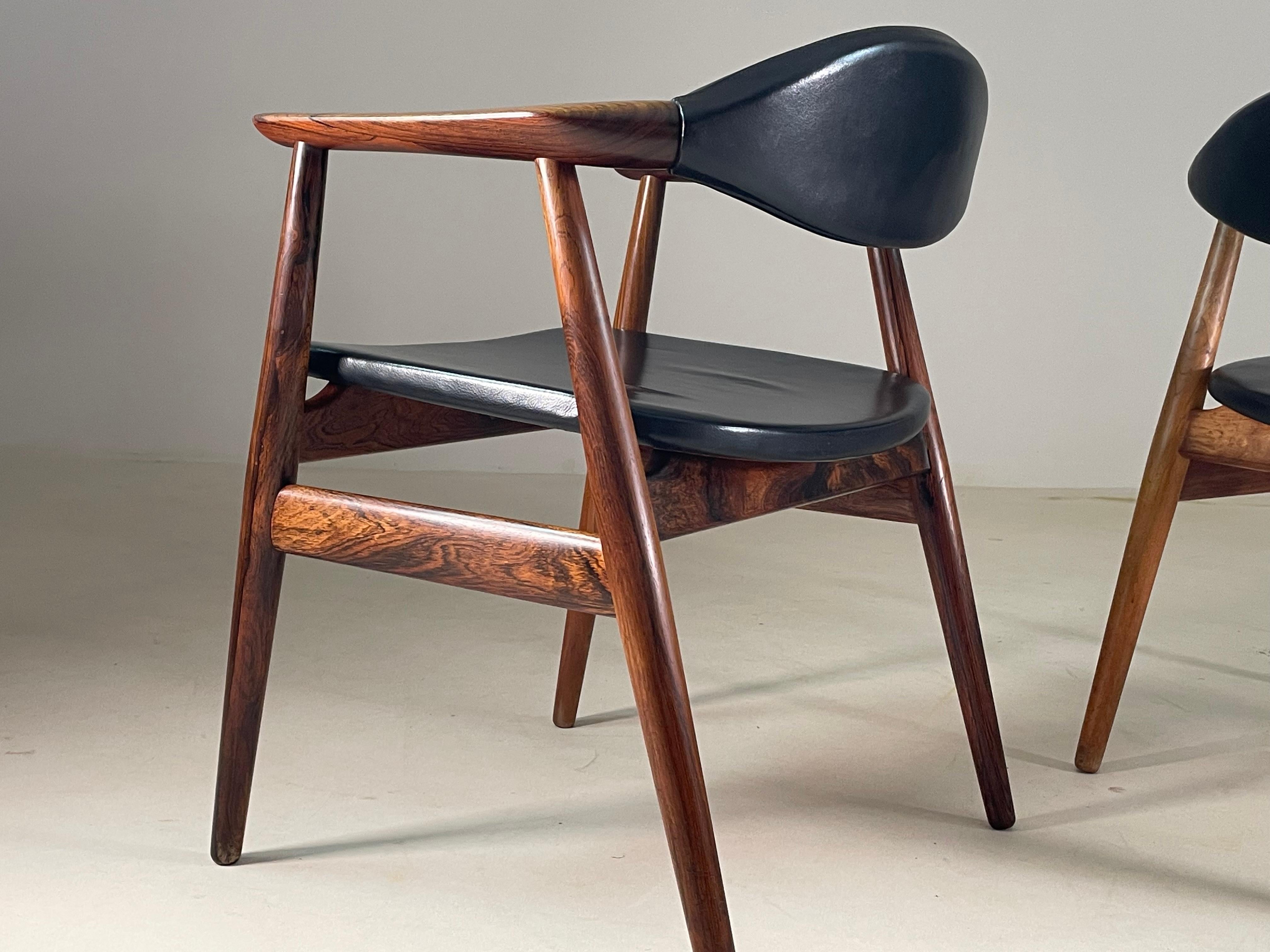 Pair of rosewood armchairs by Erik Kirkegaard for Glostrup, Denmark For Sale 1