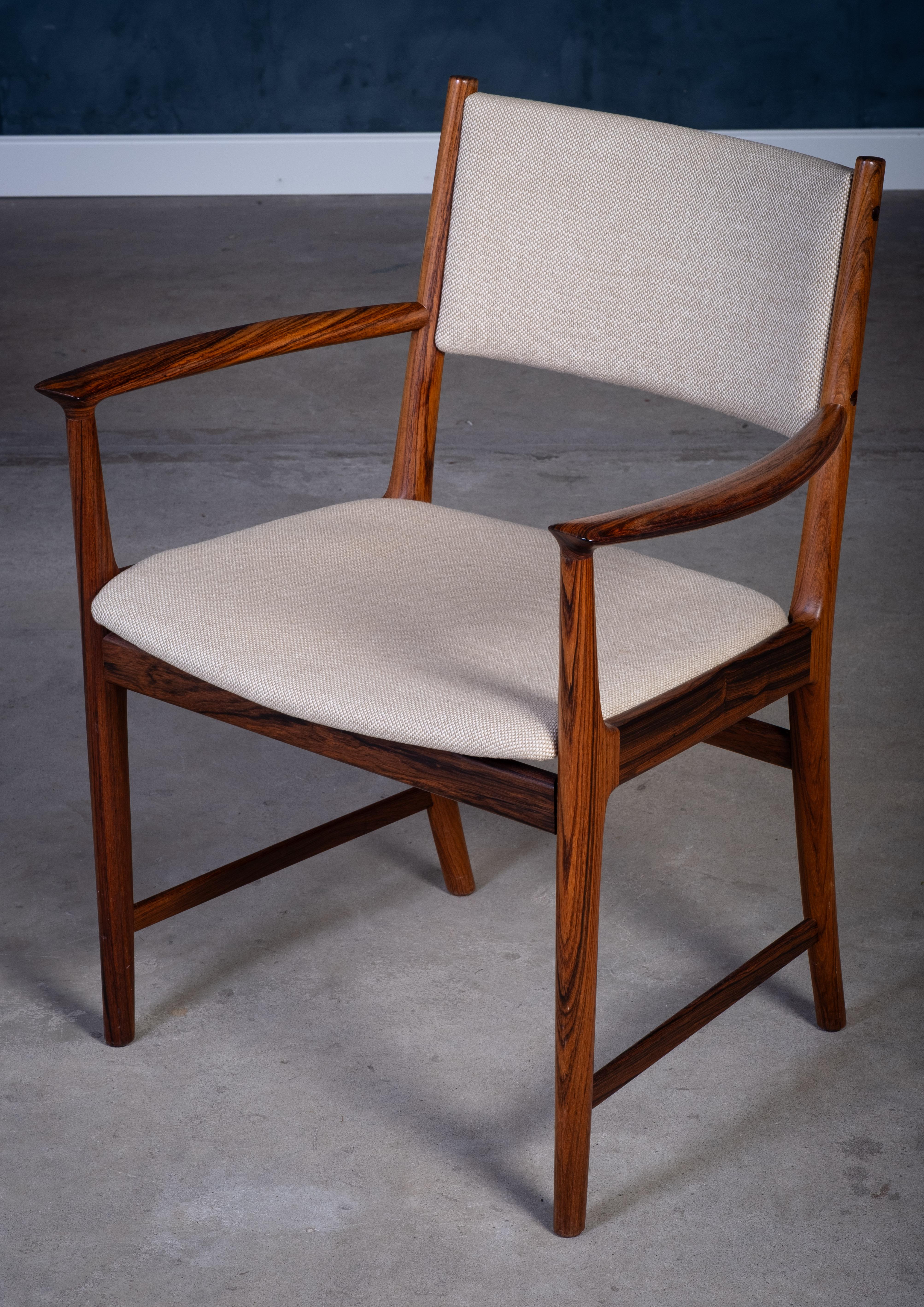 Coppia di poltrone in palissandro di Kai Lyngfelt Larsen per Søren Willadsen, anni '60 in vendita 1