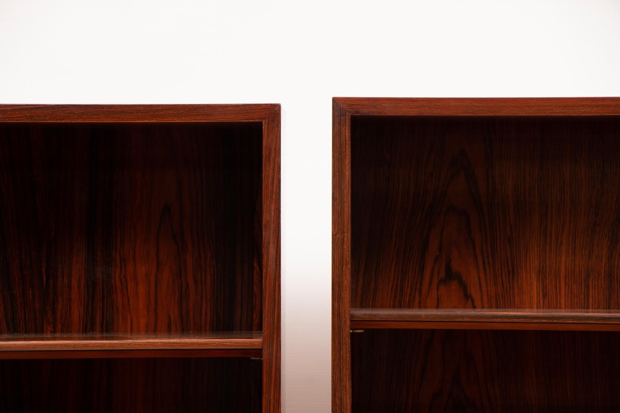 Paire de bibliothèques en bois de rose par Illums Bolighus Bon état à London, Greenwich