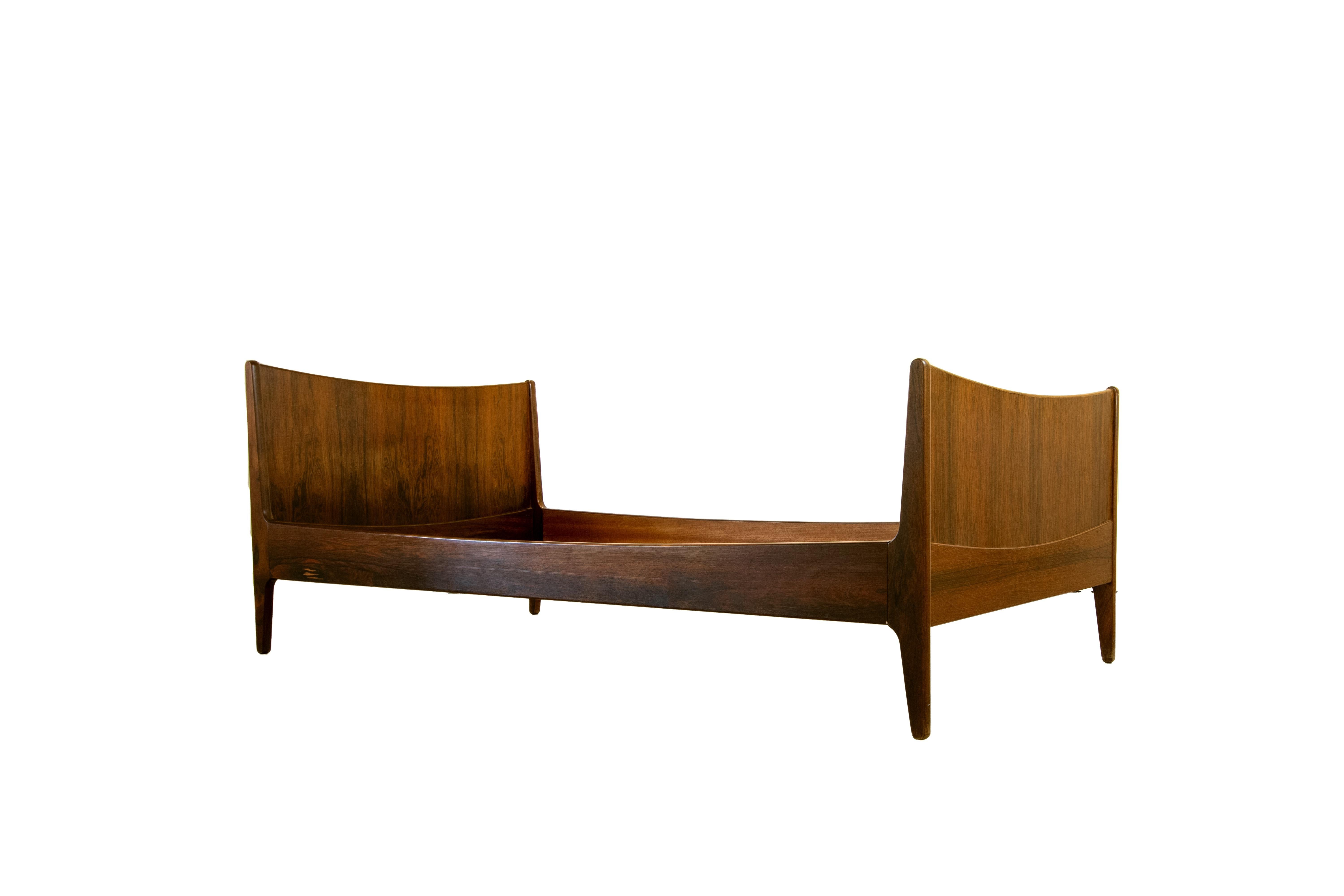 Pair of Rosewood Daybed/twin Beds designed by Harbo Solvsten by Illums Bolighus In Good Condition In Virginia Beach, VA