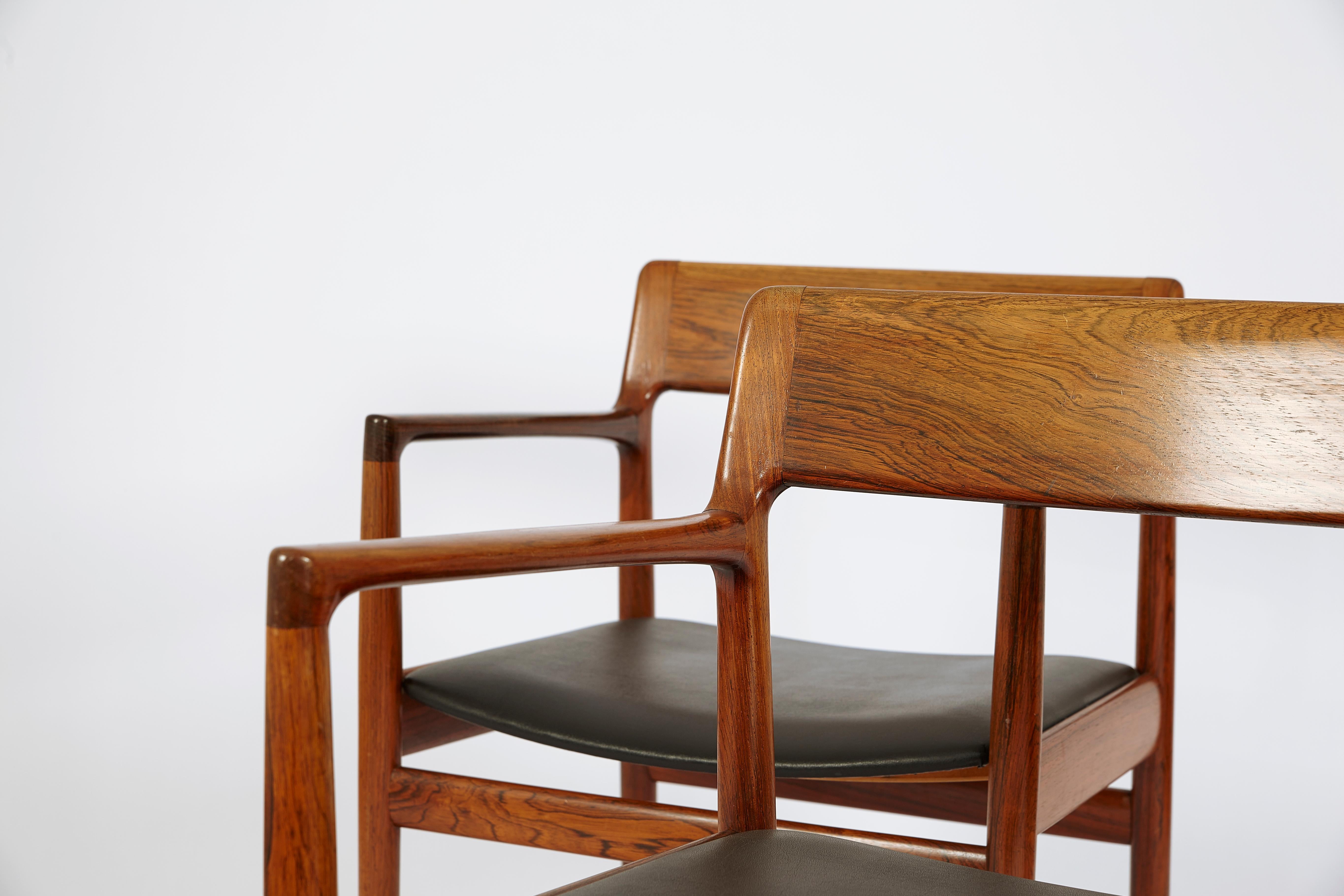 Mid-Century Modern Pair of Rosewood Dining Chairs, Denmark, 1960s For Sale