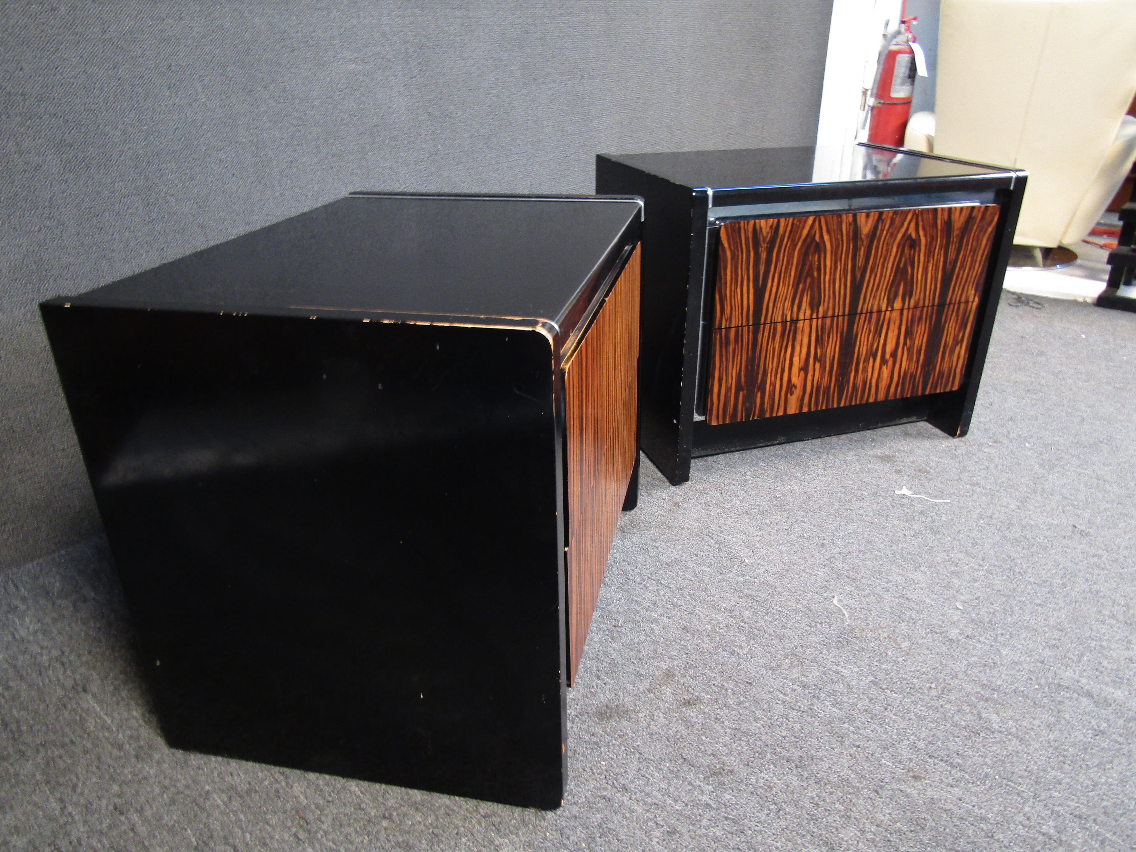 20th Century Pair of Rosewood Front Nightstands by John Stuart