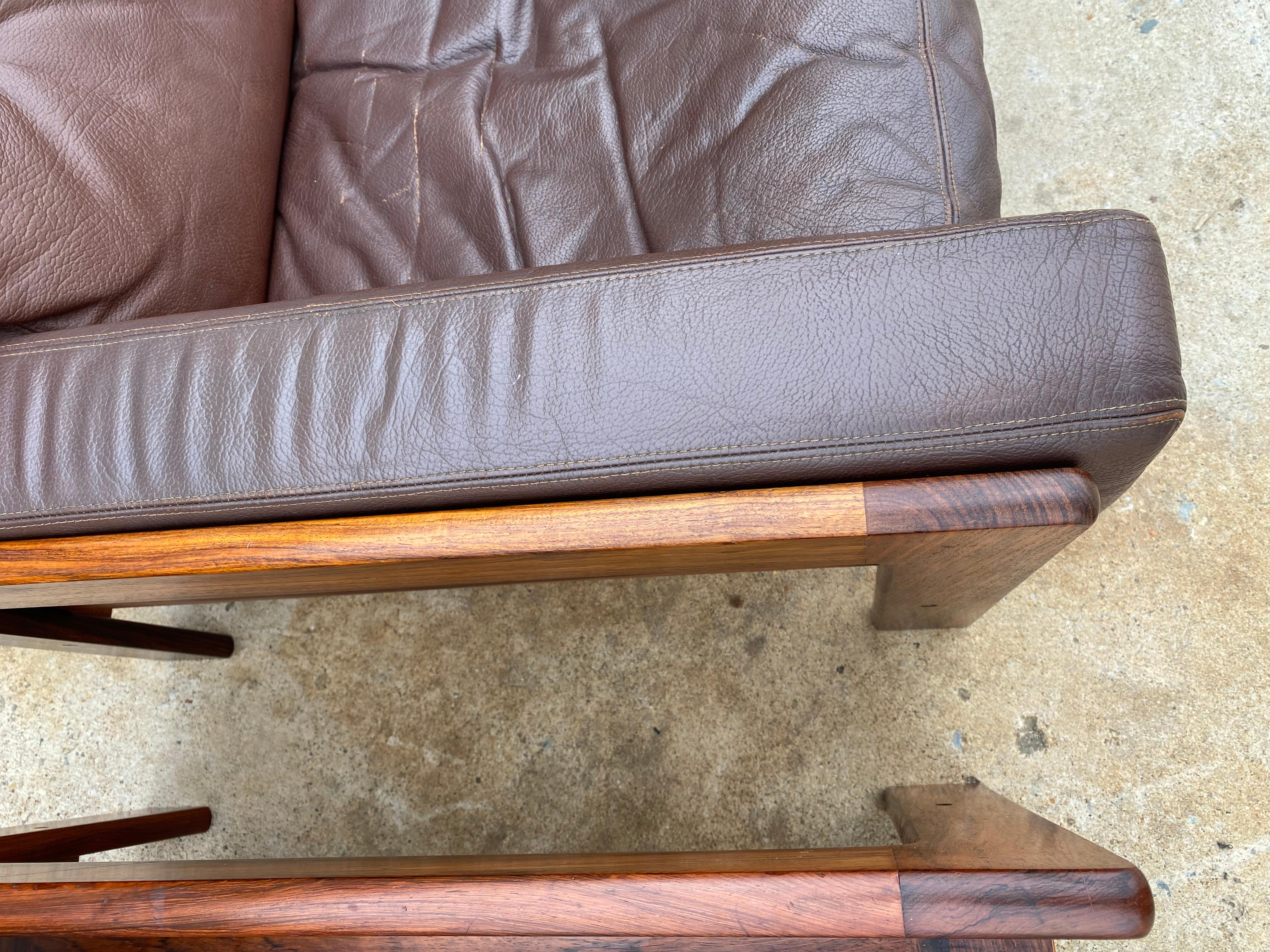 Pair of Rosewood & Leather Lounge Chairs (Henry Walter (h.w.) Klein for Bramin For Sale 1