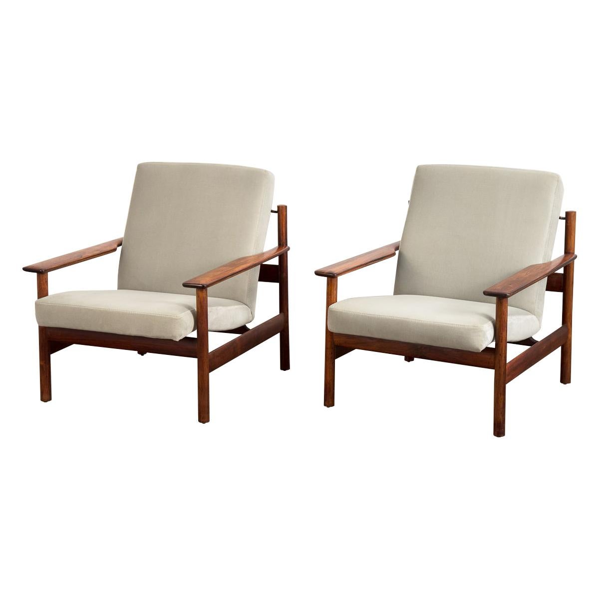 Pair of Rosewood Modern Lounge Chairs