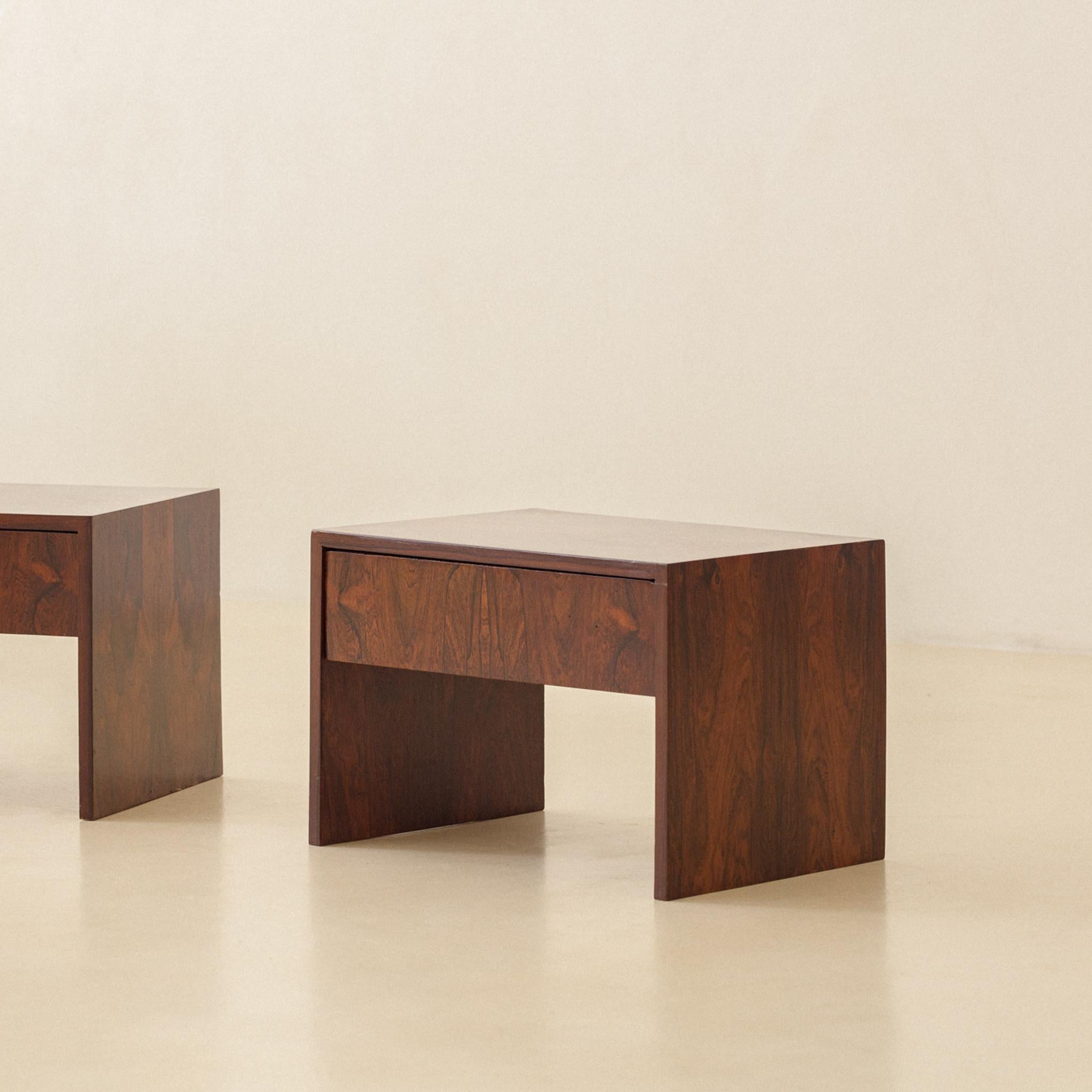 Pair of Rosewood Nightstands by Unknown Designer, 1960s, Brazilian Midcentury For Sale 5