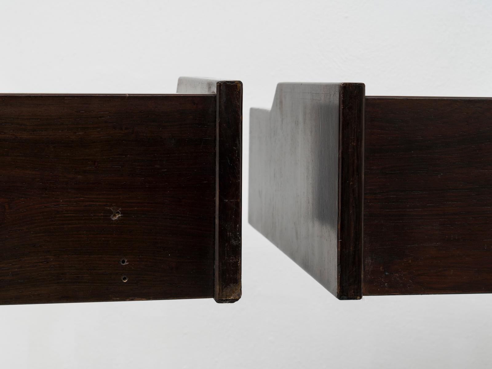 Wood Pair of rosewood nightstands SC-50 by Claudio Salocchi for Sormani 1960s For Sale