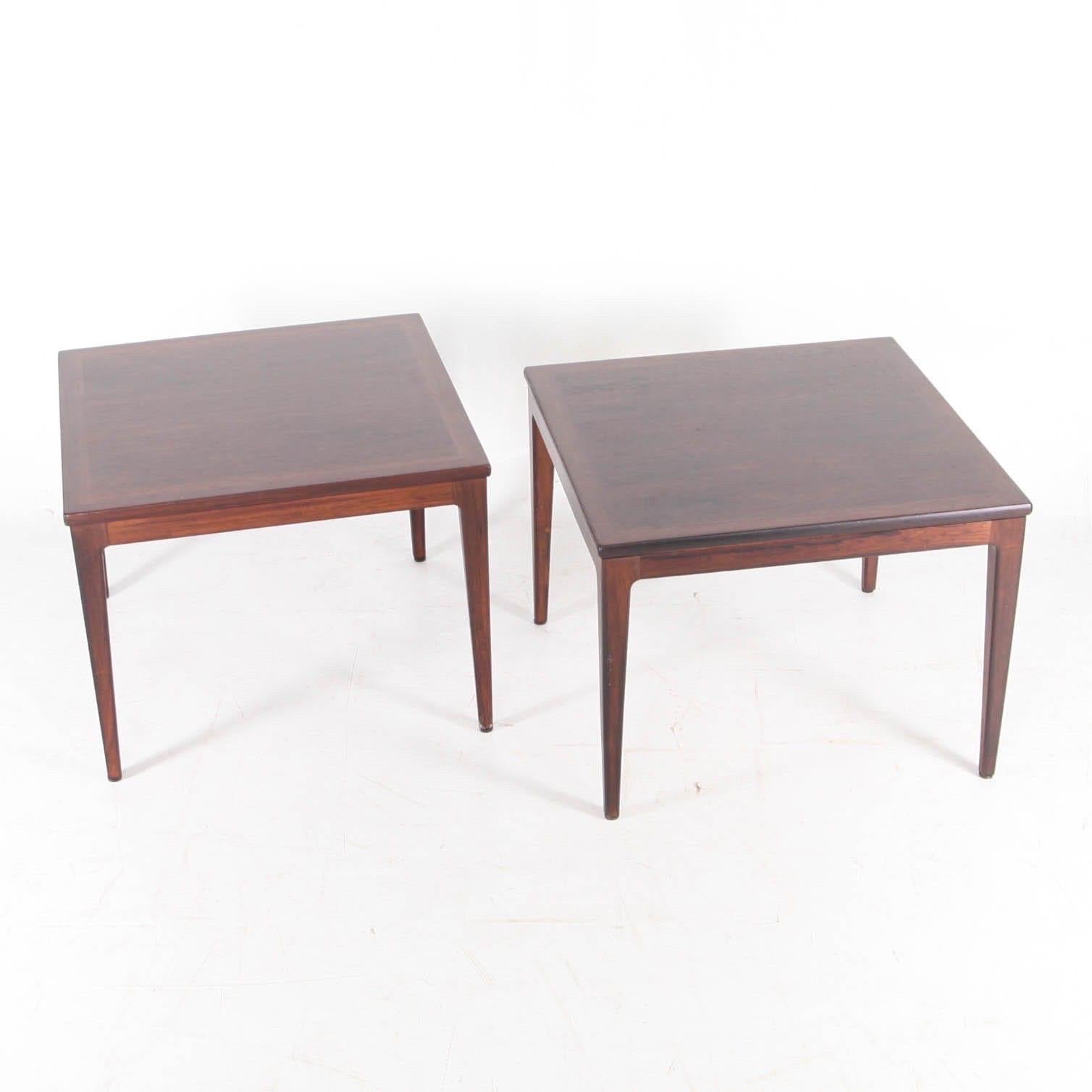 Paire de tables d'appoint en bois de rose en vente 6