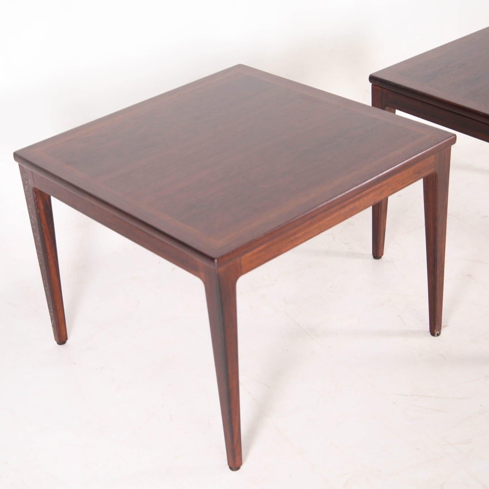 Paire de tables d'appoint en bois de rose en vente 7