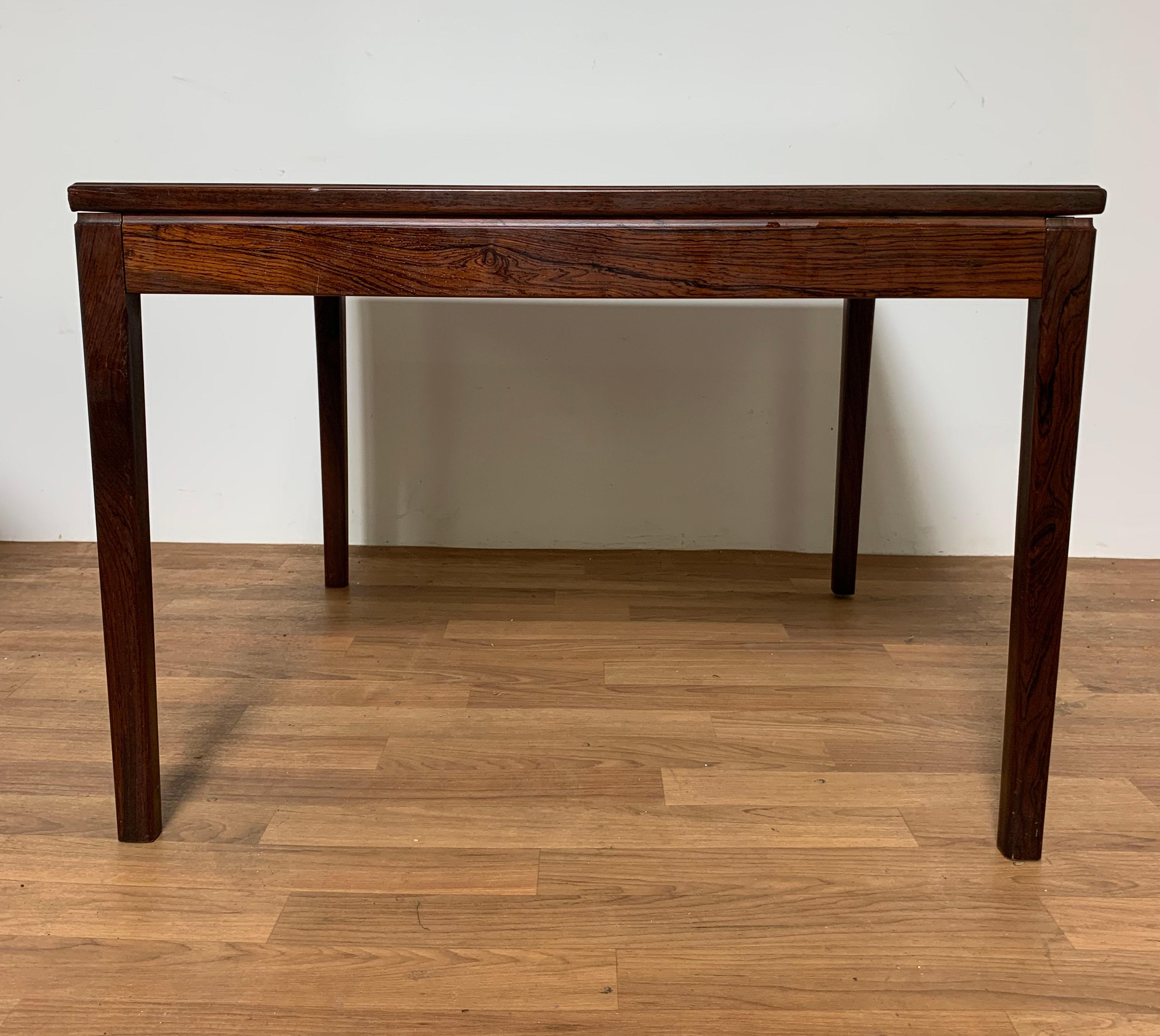 Pair of Rosewood Side Tables, Made in Norway, Circa 1970s For Sale 1