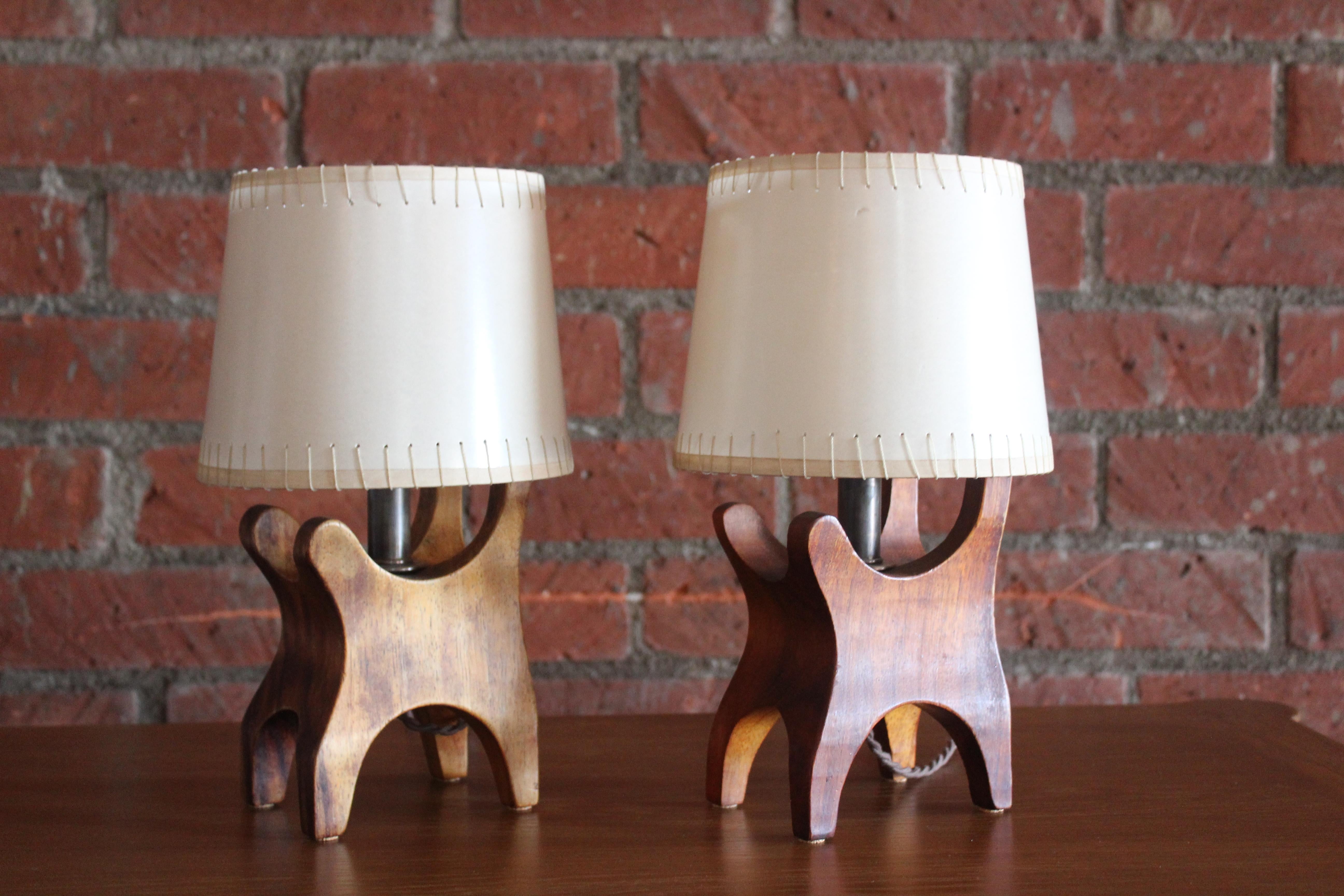 Mexican Pair of Rosewood Table Lamps by Don Shoemaker for Senal, Mexico, 1960s