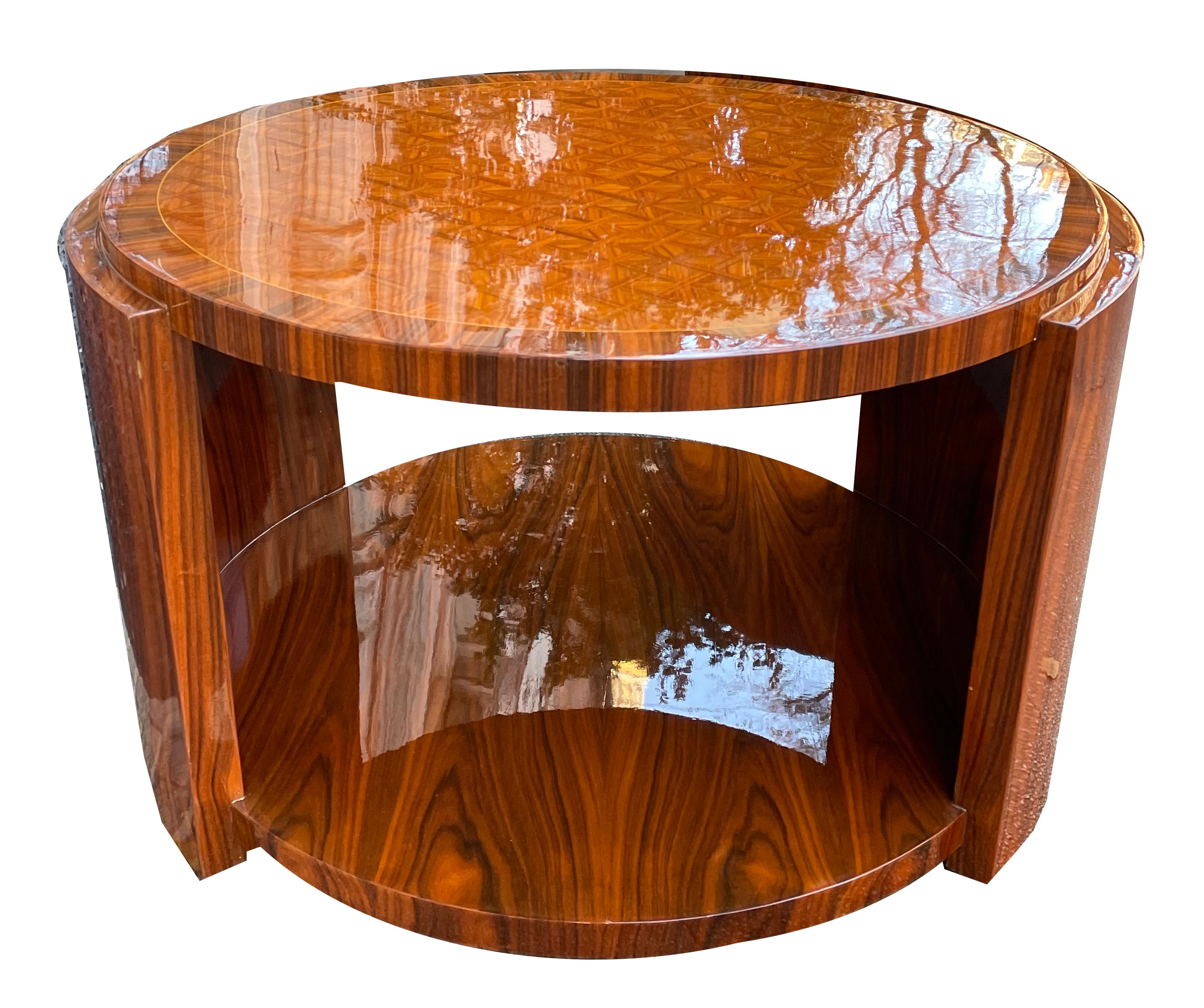 Pair of round Art Deco coffee tables en vente 3