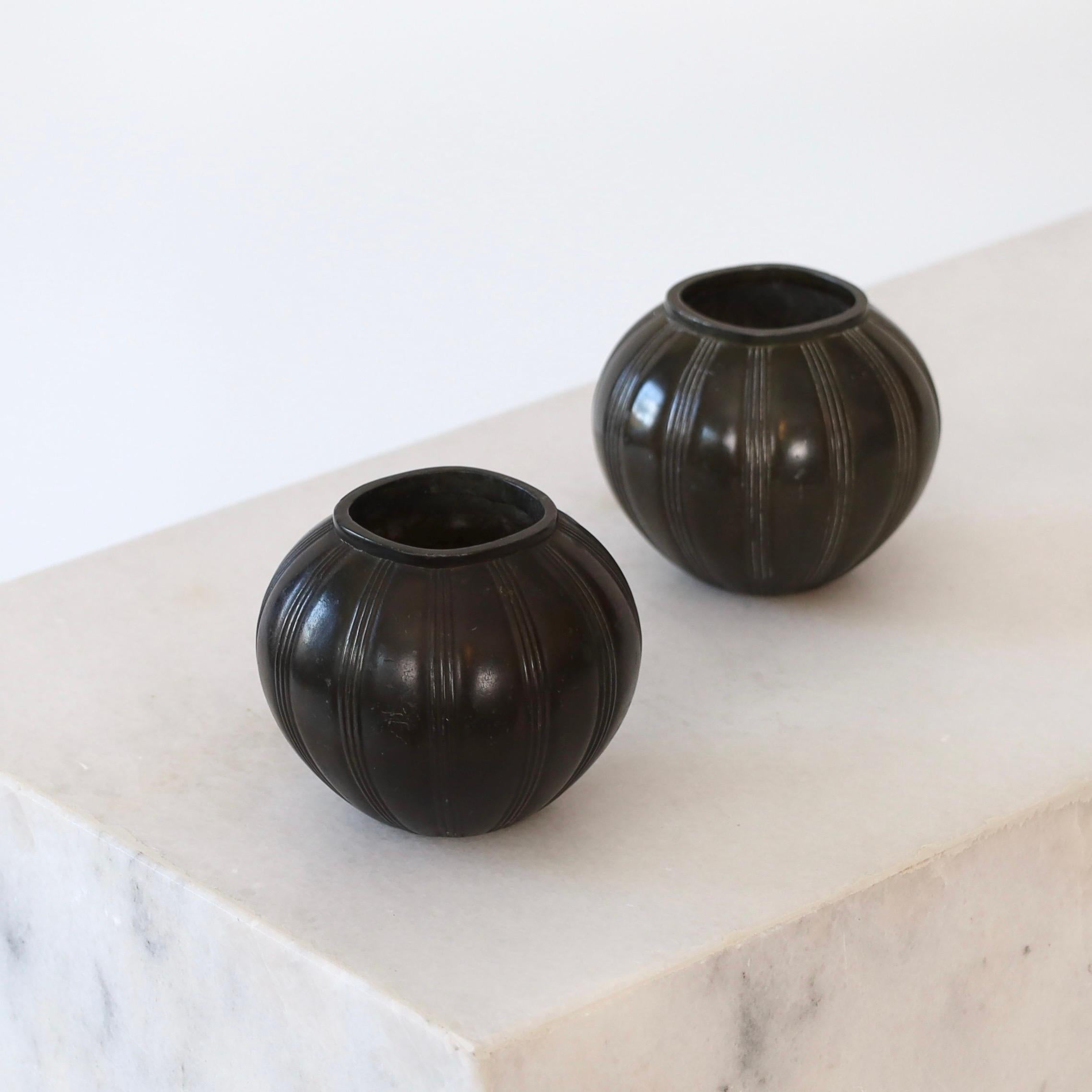 Pair of Round Art Deco Vases by Just Andersen, 1930s, Denmark In Fair Condition For Sale In Værløse, DK