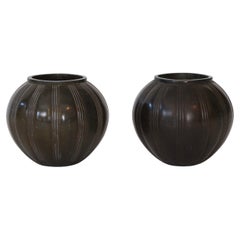 Paar runde Art-Déco-Vasen von Just Andersen, 1930er Jahre, Dänemark