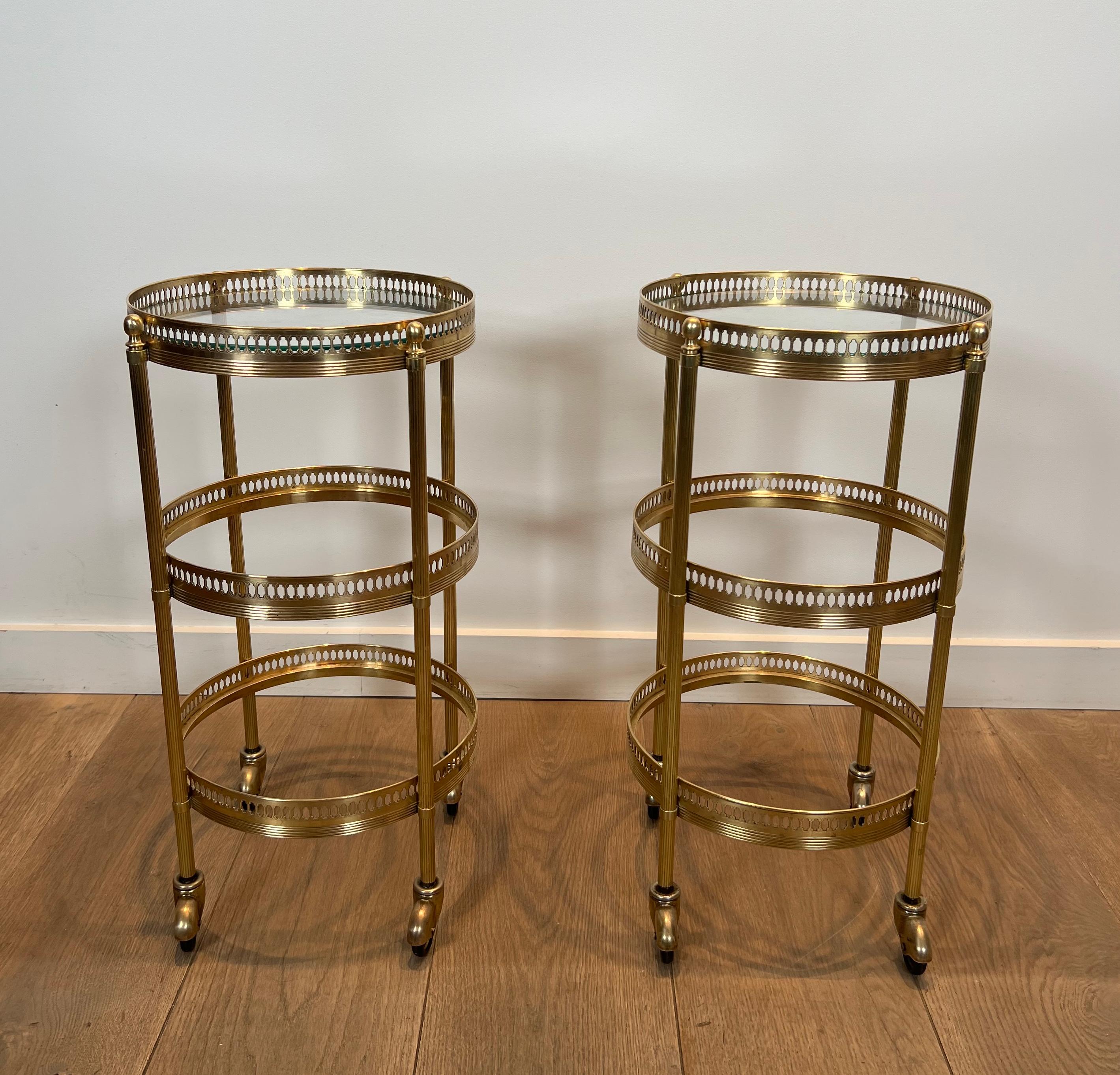 Pair of Round Bar Carts with Removable Upper Trays, Maison Jansen In Good Condition For Sale In Marcq-en-Barœul, Hauts-de-France