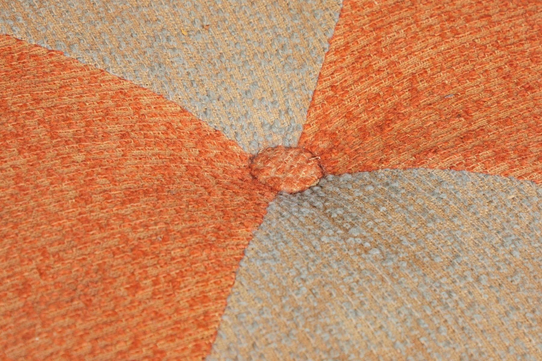 Mid-Century Modern Paire d'ottomans/tabourets ronds en hêtre bicolore en vente