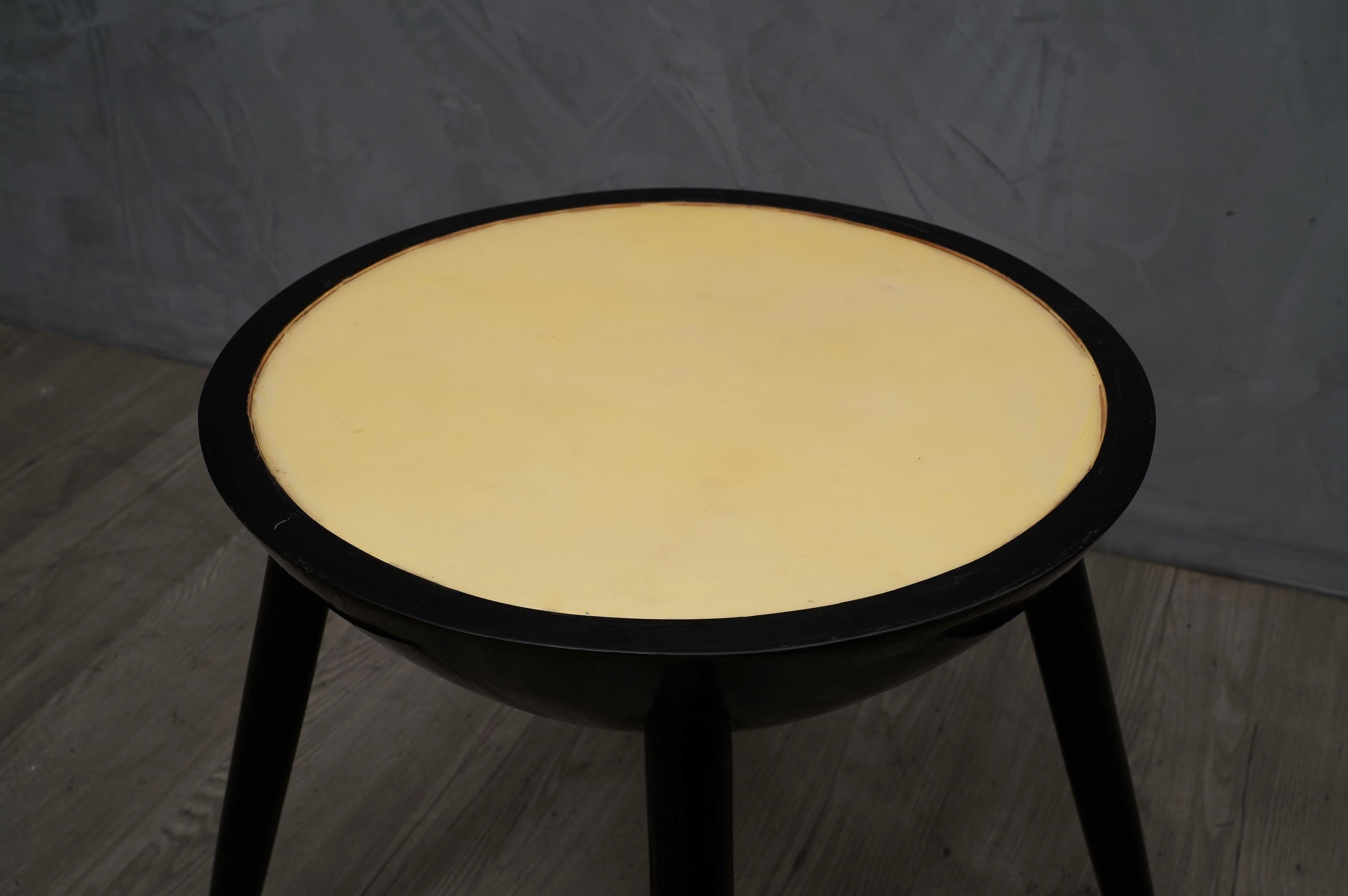 Pair of Round Black and Goat Skin Italian Art Deco Side Tables, 1940 3