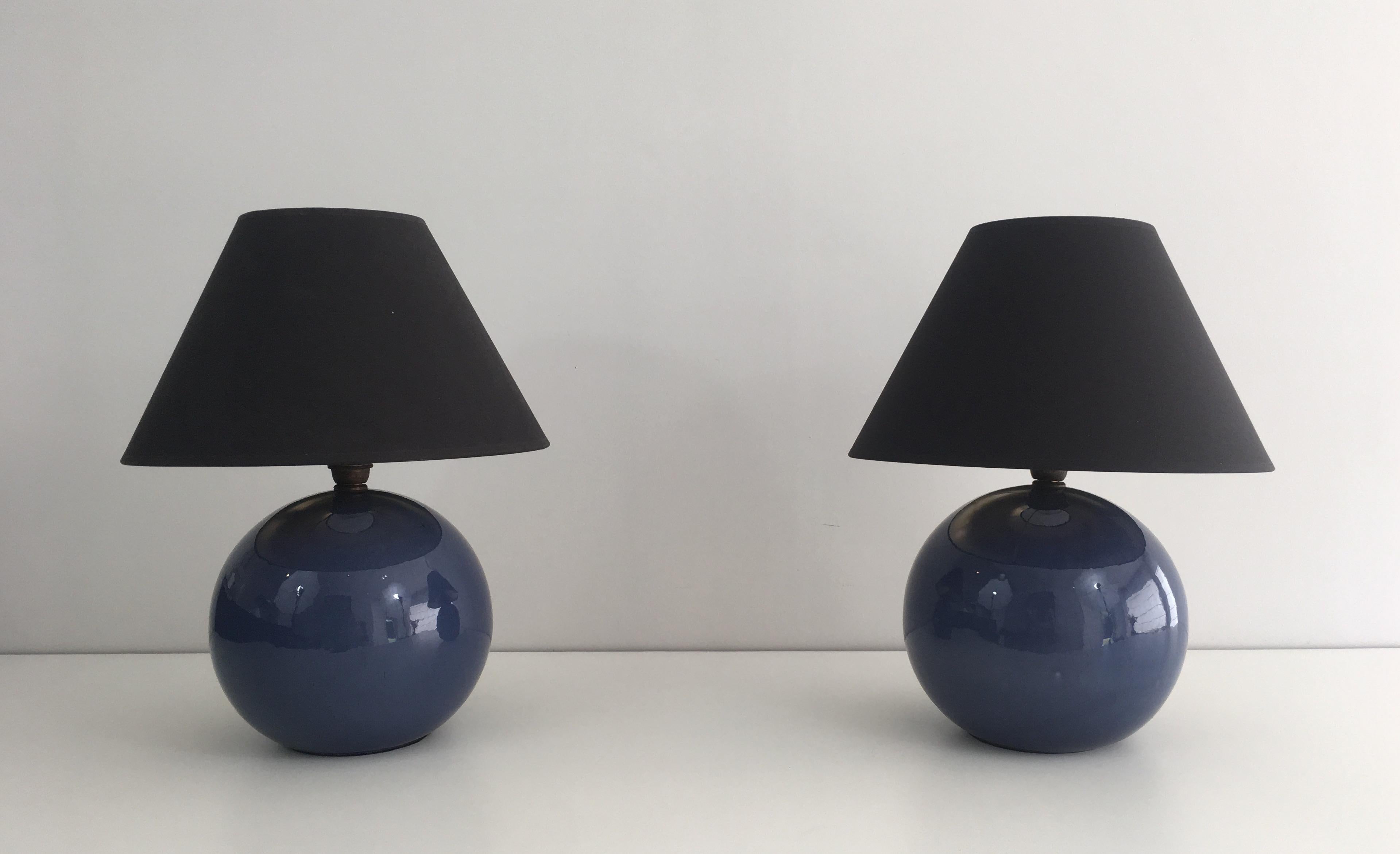 Pair of Round Blue Ceramic Tables Lamps with Shades, French, circa 1970 In Good Condition In Marcq-en-Barœul, Hauts-de-France