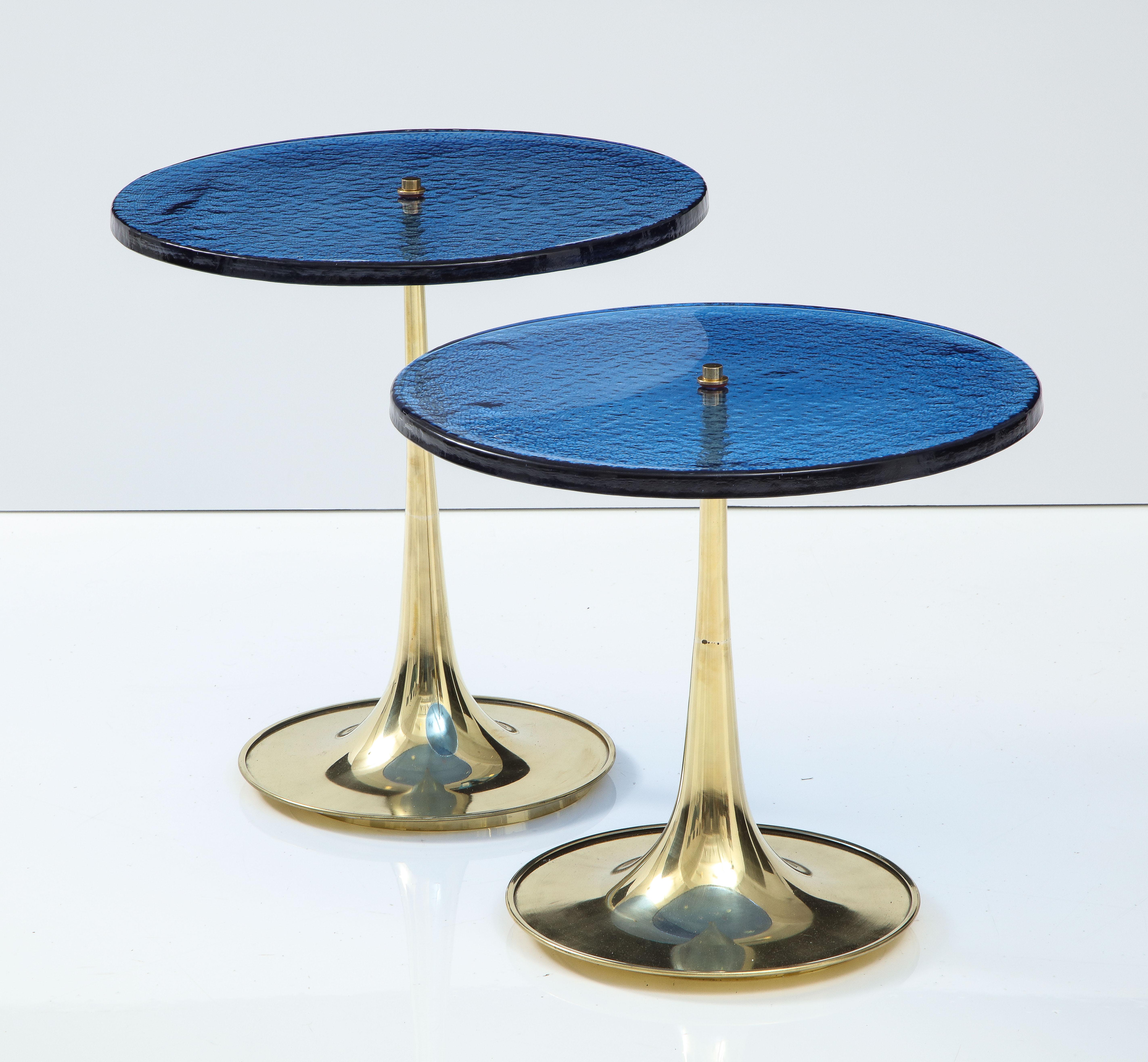 Pair of Round Blue Murano Glass and Brass Martini or Side Tables, Italy, 2022 5