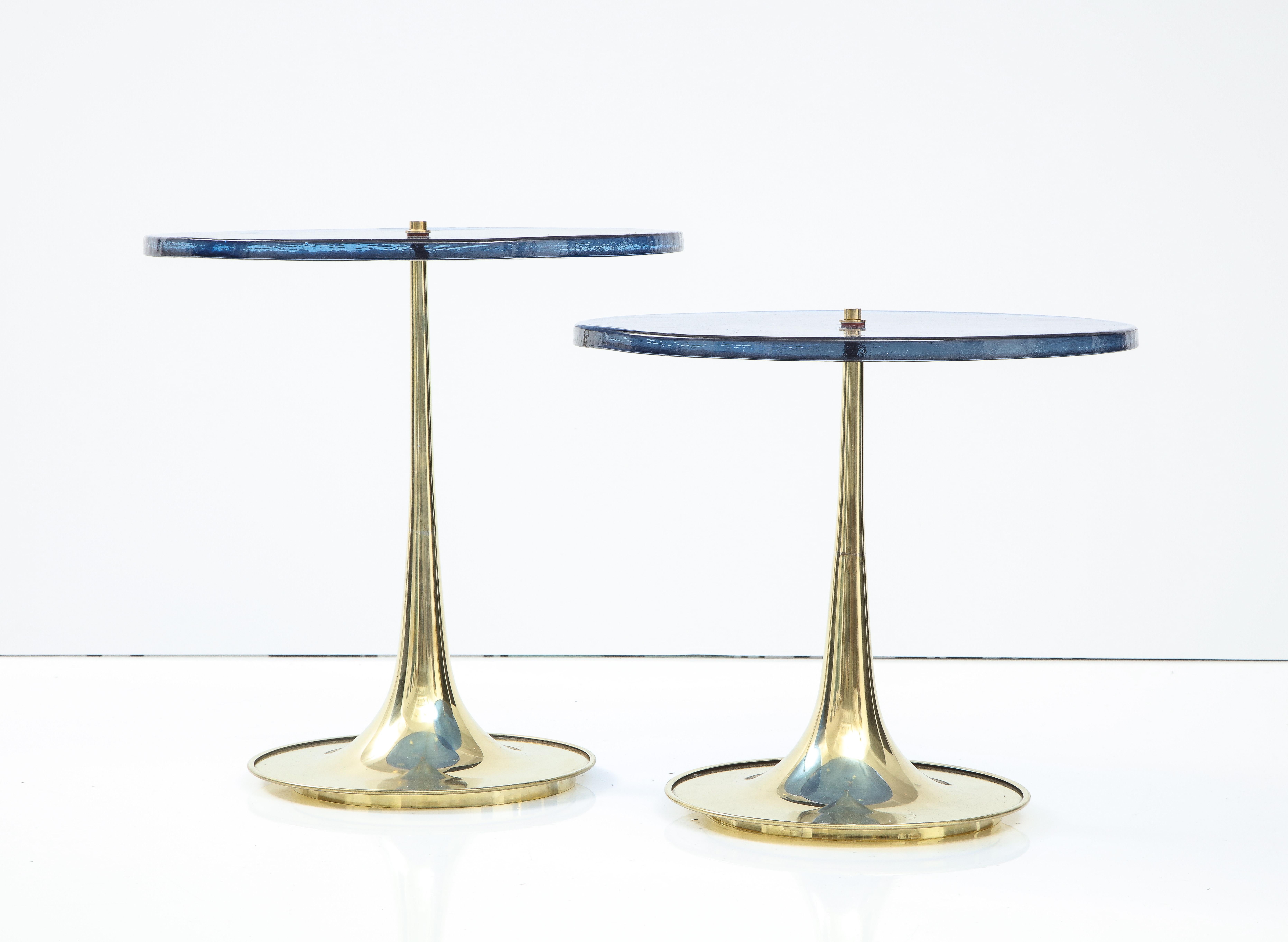 Pair of Round Blue Murano Glass and Brass Martini or Side Tables, Italy, 2022 10
