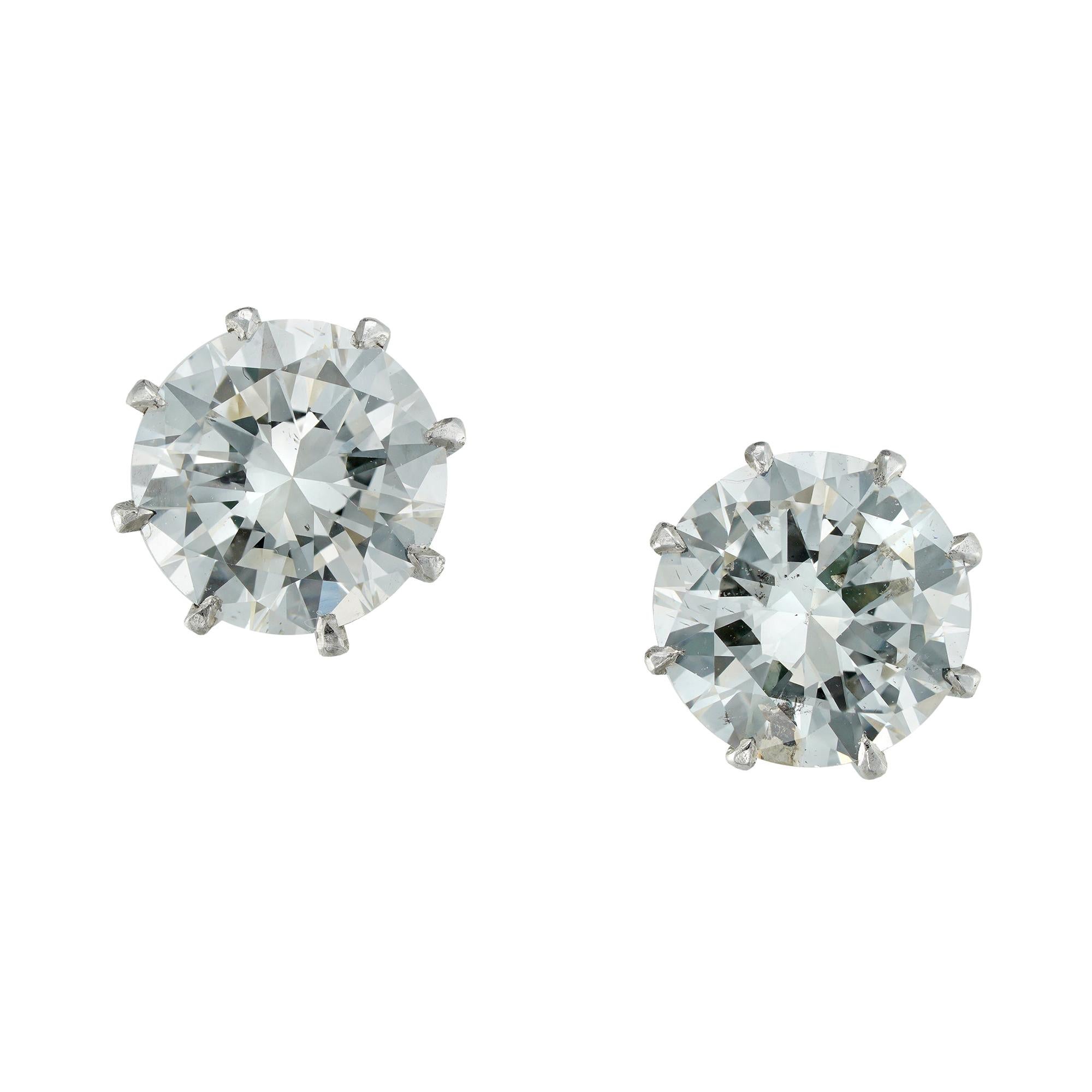 DeBeers Certified Round Brilliant-Cut Diamond Stud Earrings