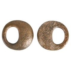 Paar runde Bronze-Relief-Türgriffe mit ovalem Griff
