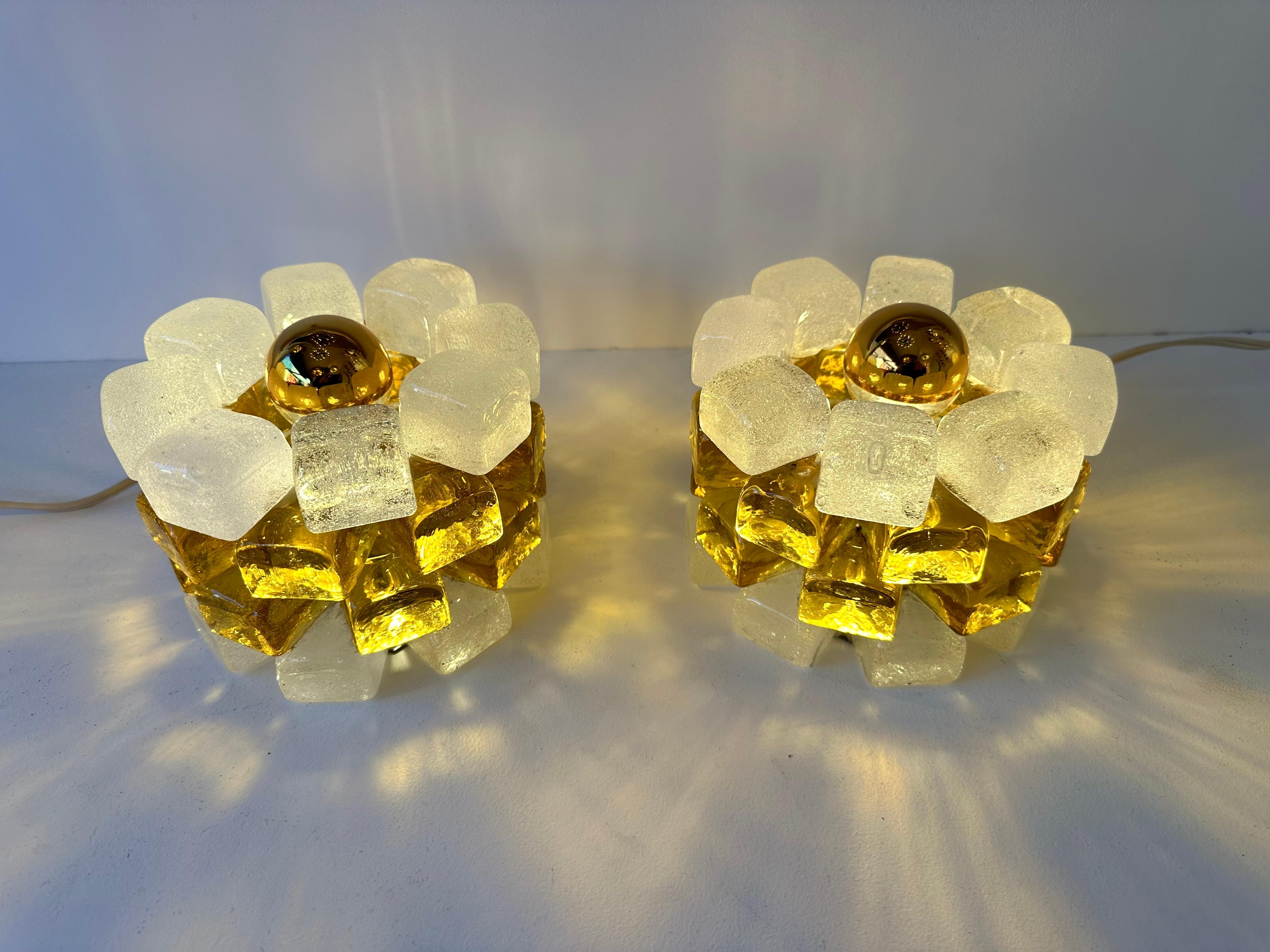 Italian Pair of Round Bubble Glass Cube Lamps by Poliarte, Italy, 1970s For Sale