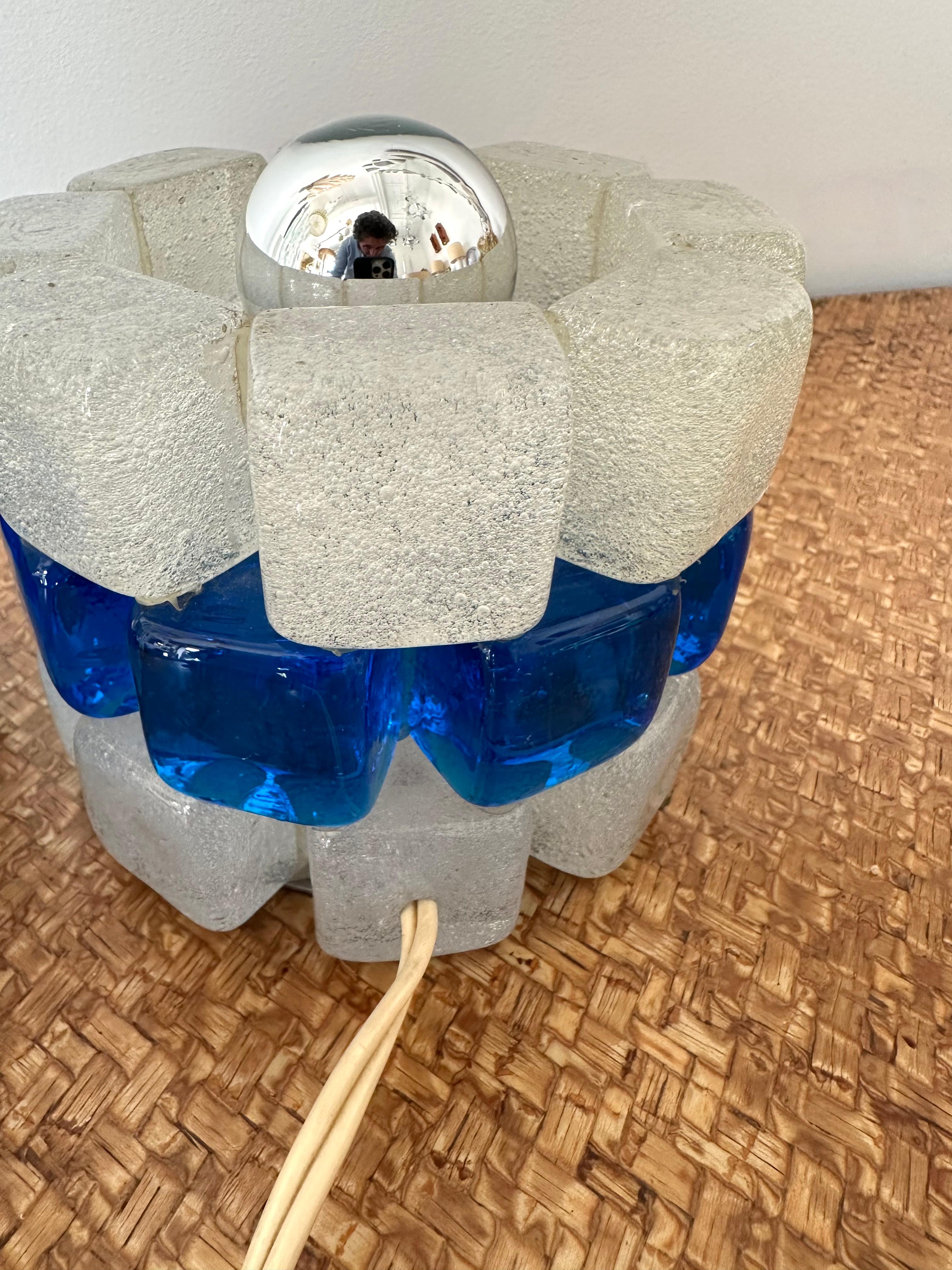 Pair of Mid-Century Modern space age round cube cylinder lamps design by the Italian manufacture Poliarte. Pressed bubble glass with blue detail. Famous editor manufacture like Venini, Vistosi, La Murrina, Seguso, Aldo Nason, Carlo Aldo Nason for