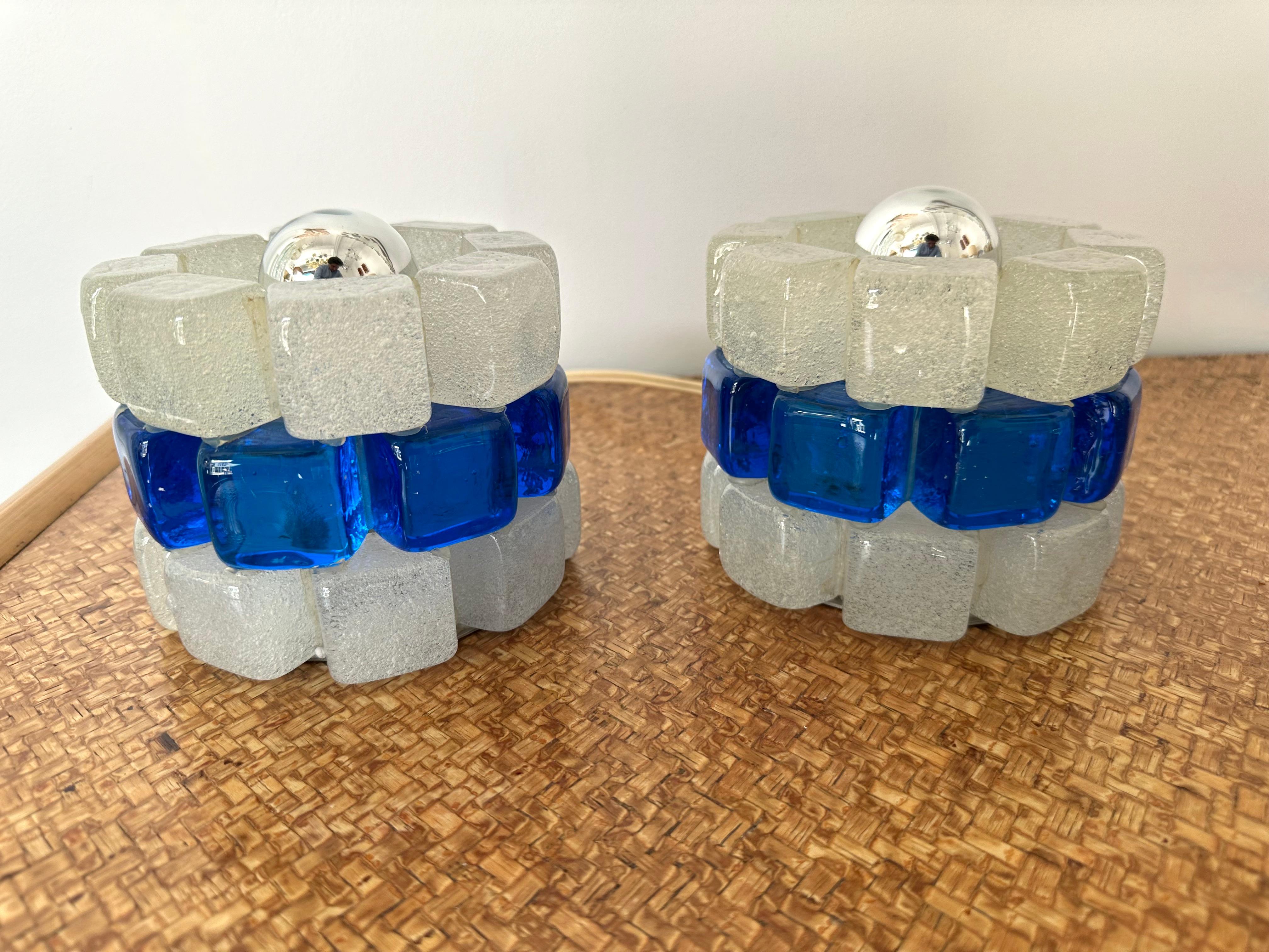Mid-Century Modern Pair of Round Bubble Glass Lamps by Poliarte, Italy, 1970s For Sale