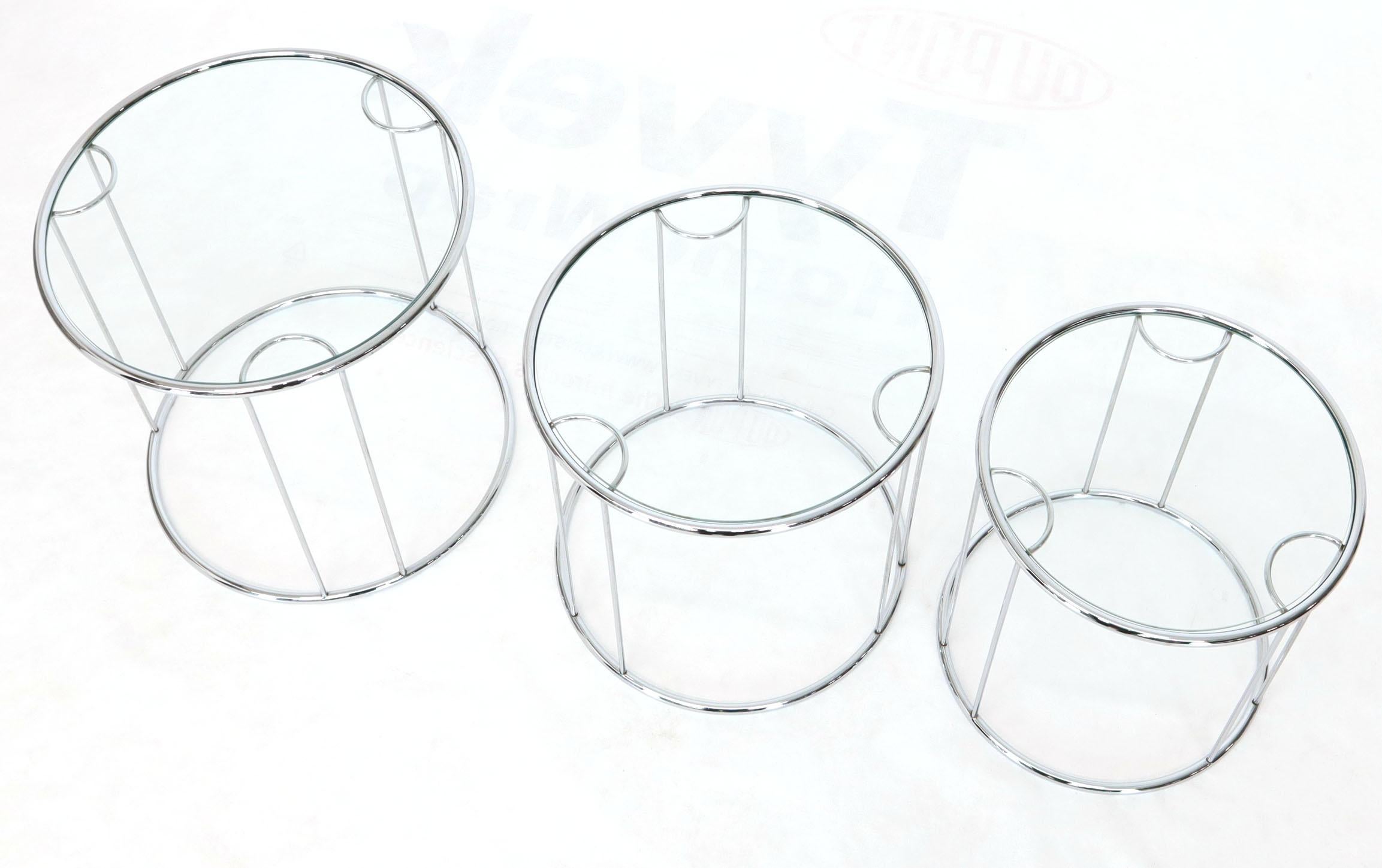 Pair of Round Chrome and Glass Nesting Side End Table 6 Pieces Set For Sale 1