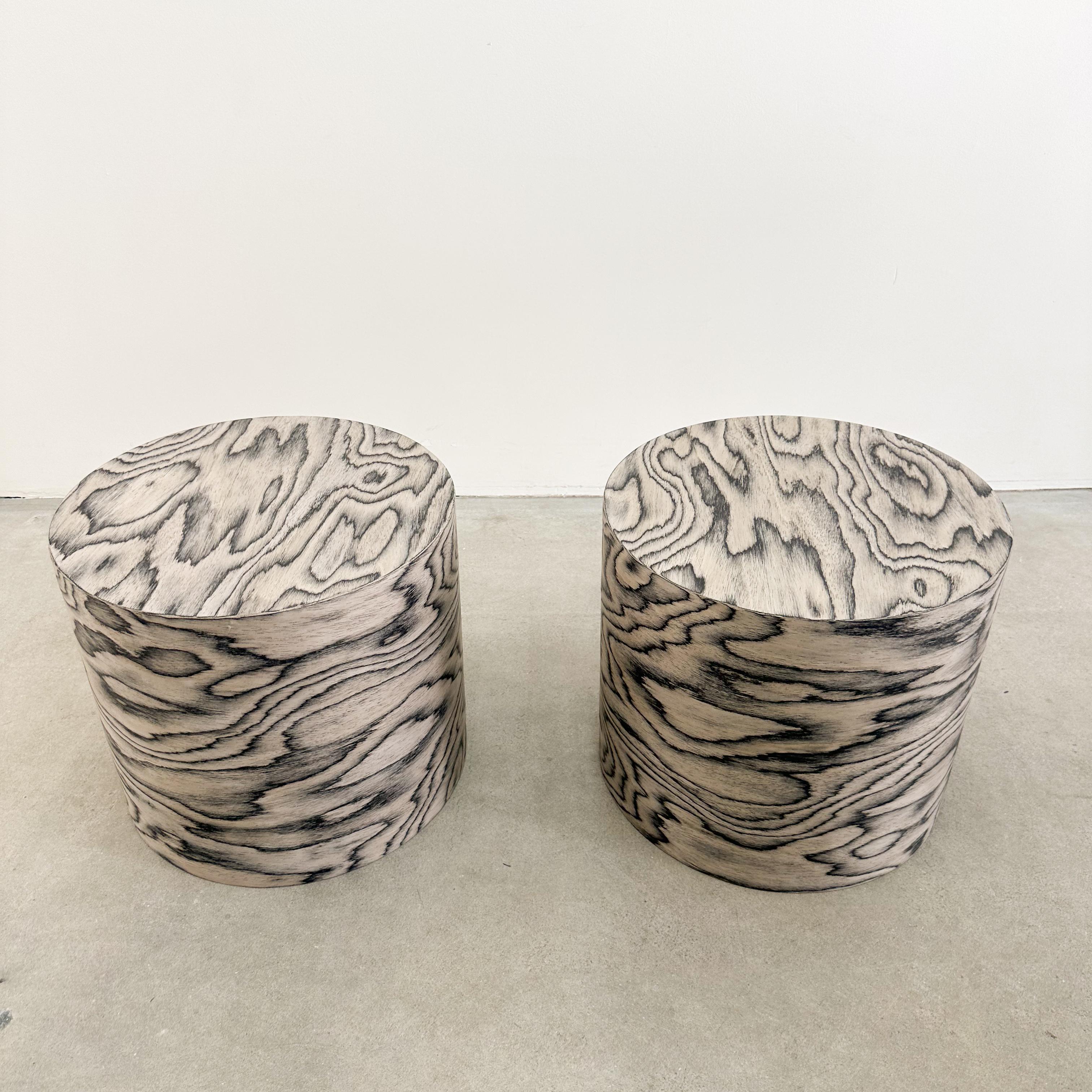 Contemporary Pair of Round Cocktail Table Ettore Sottsass Veneer Side Table Postmodern