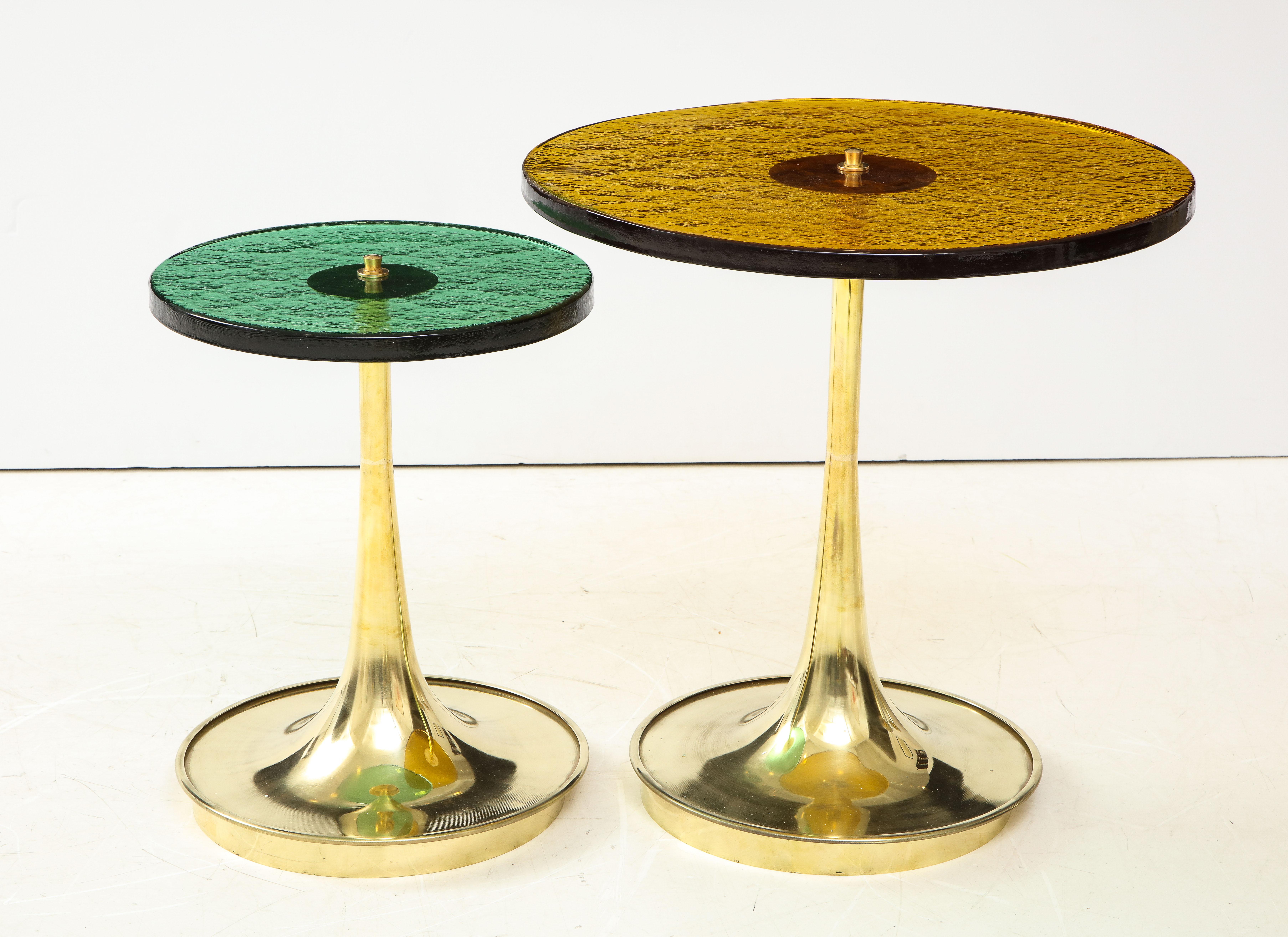 Pair of Round Emerald Green Murano Glass and Brass Martini Tables, Italy, 2021 6