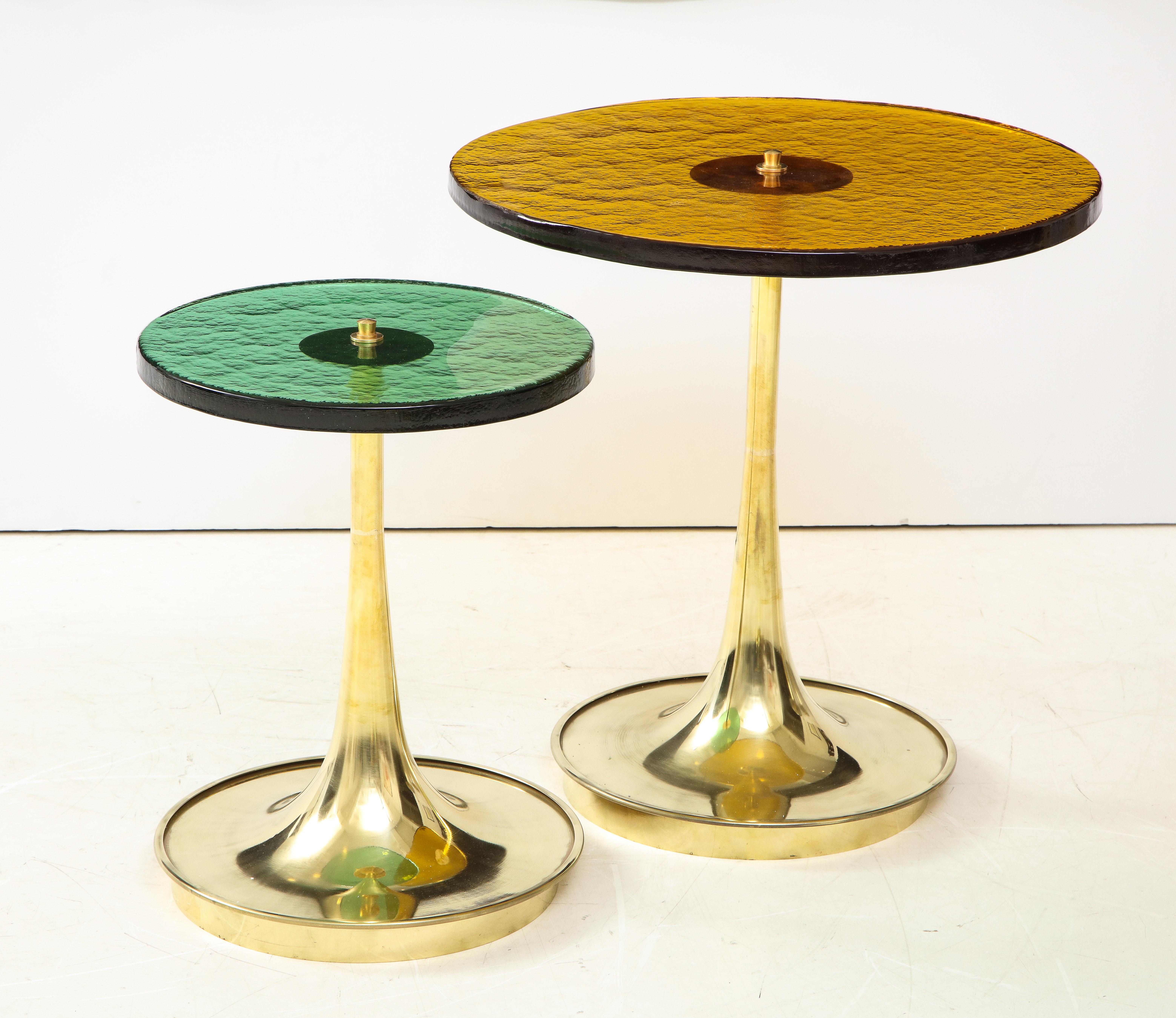 Pair of Round Emerald Green Murano Glass and Brass Martini Tables, Italy, 2021 8