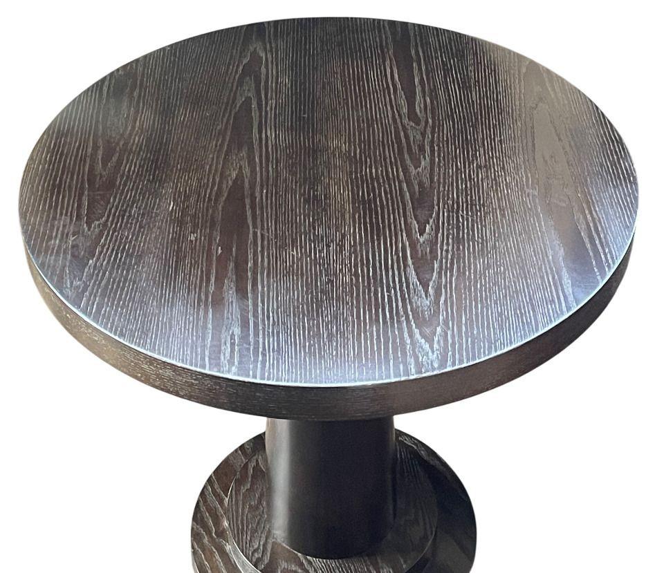 Americano Pair of Round End Tables by Bernhardt, U.S.A. Late 20th Century. in vendita