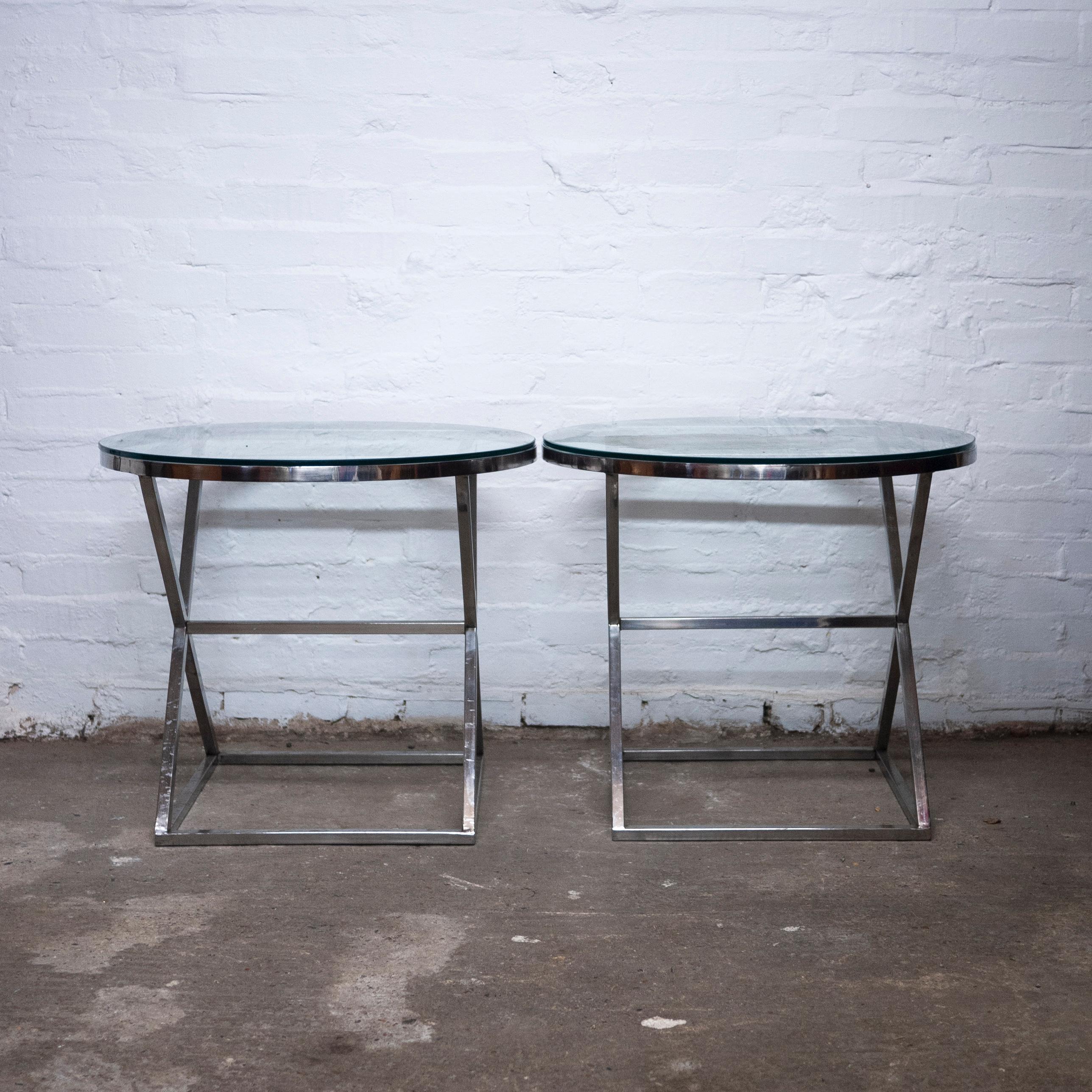 Pair of Round Glass and Chrome Side Tables by Casa Padrino, 1990s, Set of 2 In Good Condition For Sale In Chesham, GB